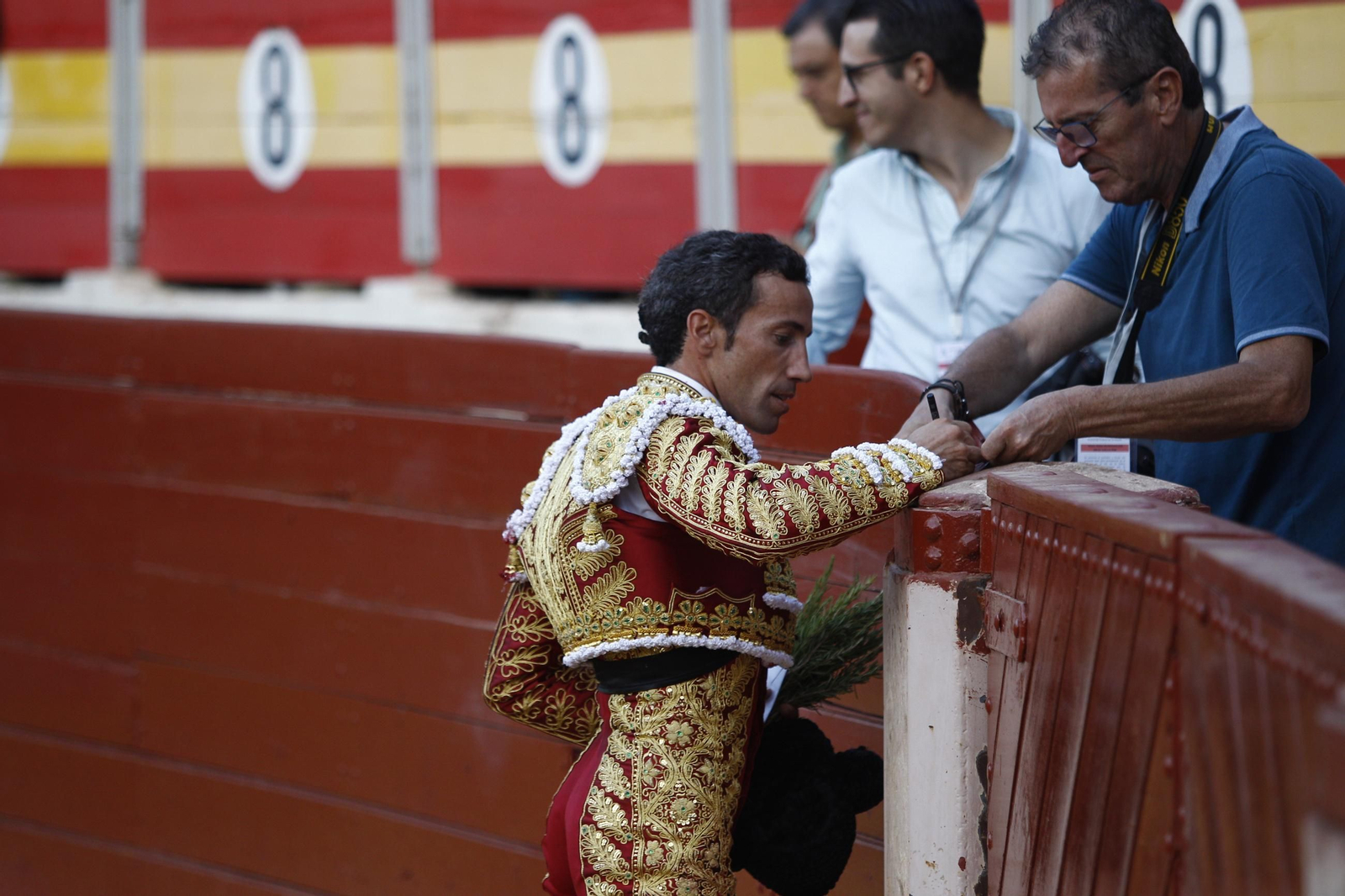 Las mejores imágenes de los toreros Fortes, Juan Ortega y David de Miranda en la Feria de Almería 2025