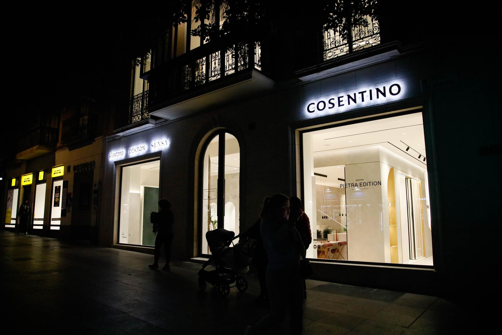 El Cosentino City del Paseo de Almería abre sus puertas: así es este "espacio de inspiración"