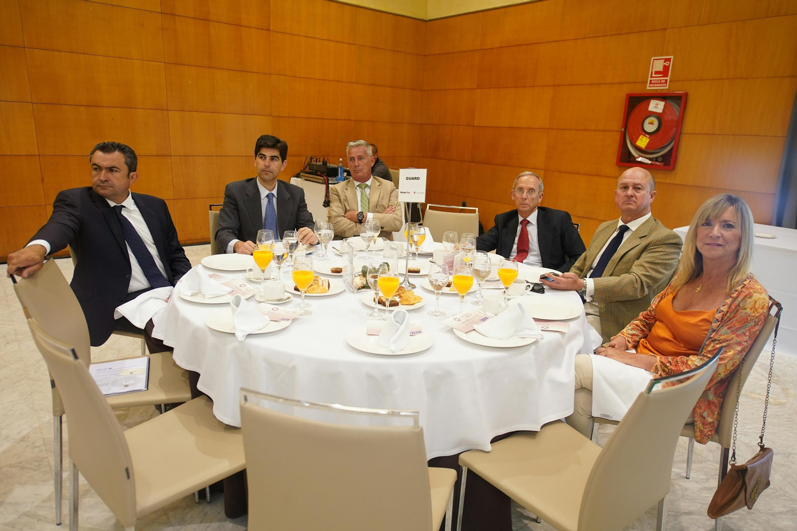 Las imágenes del desayuno-coloquio con Isabel García Tejerina