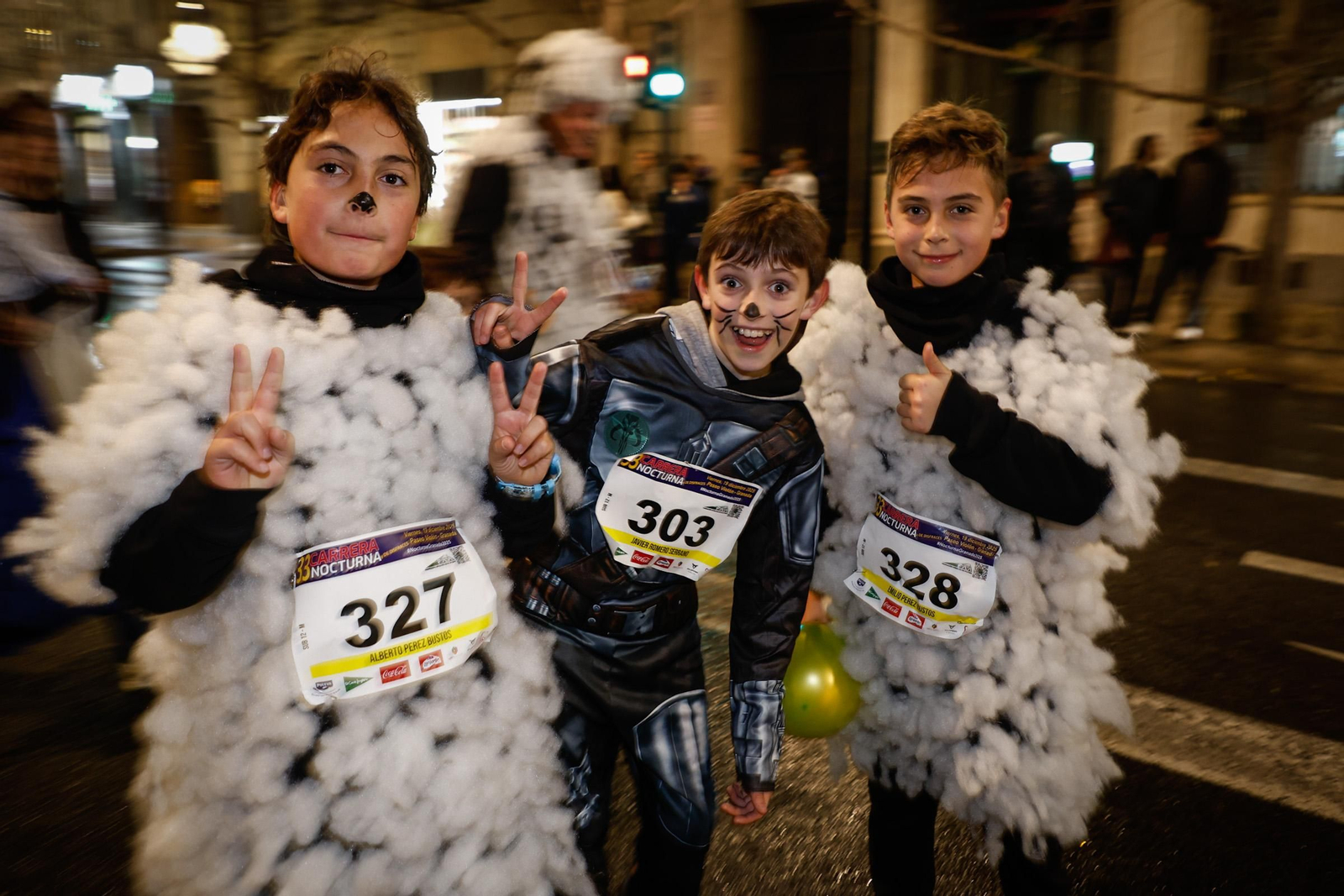 Búscate en la Carrera Nocturna de Disfraces de Granada