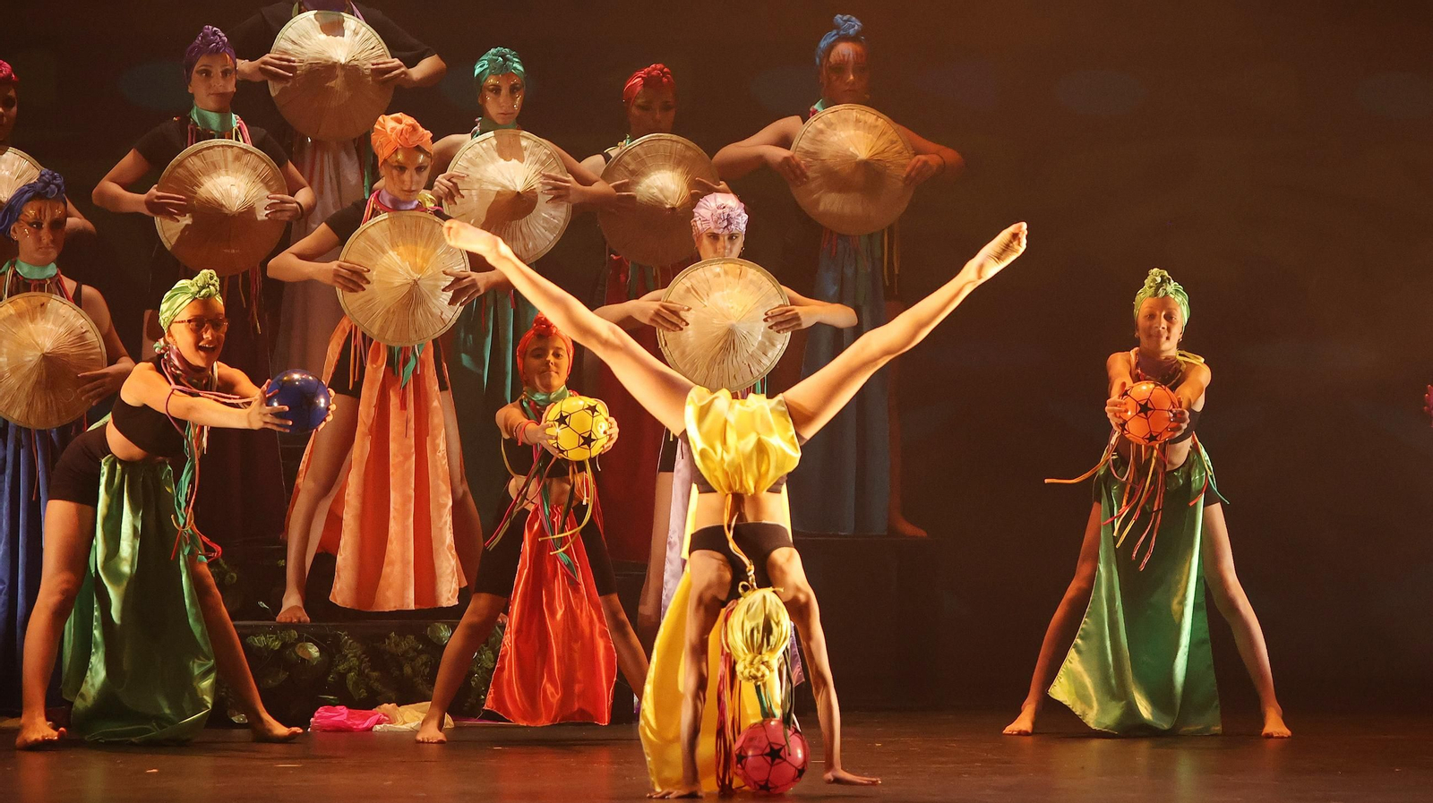 'África' el espectáculo de fin de curso de las Hermanas Sanchez en Jerez