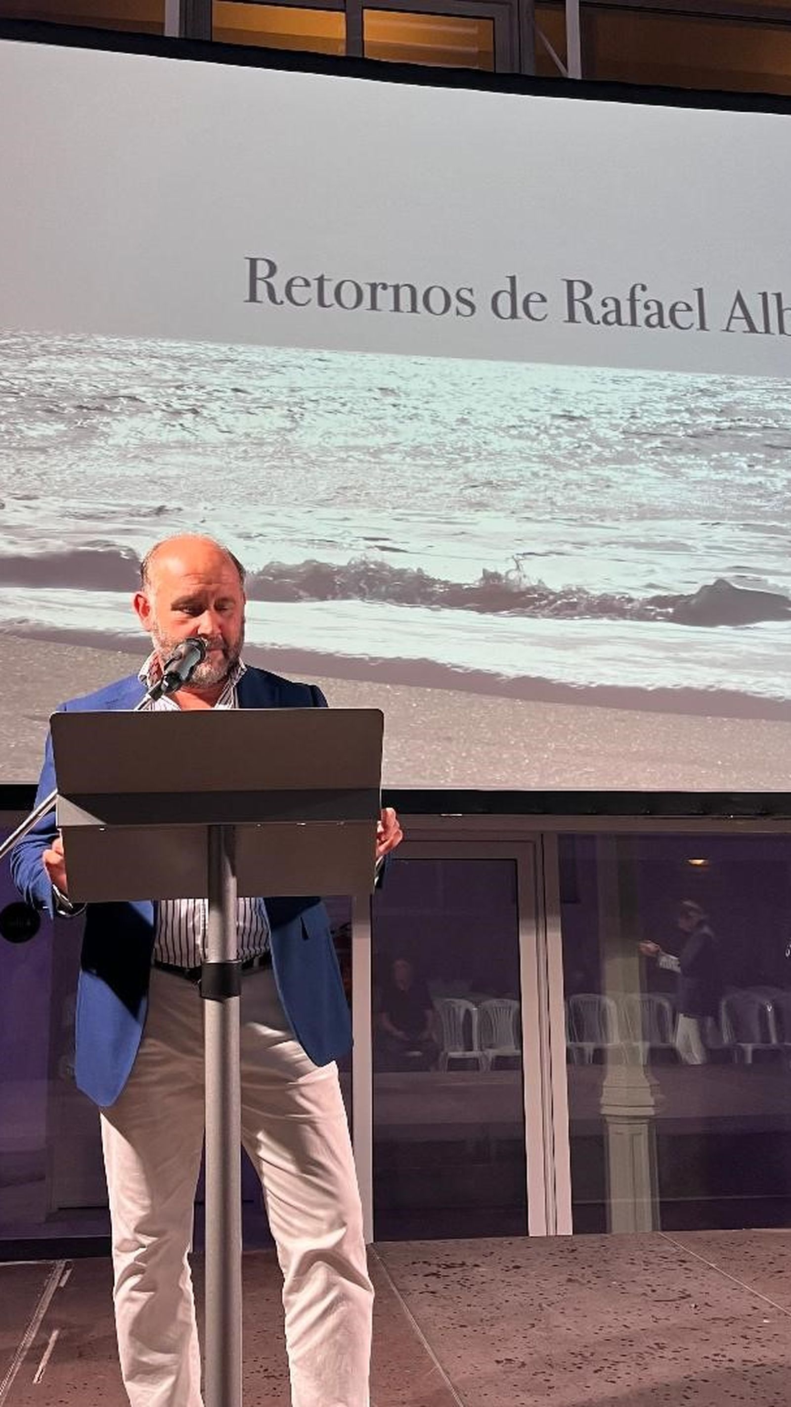 Juan José Ortiz durante la presentación del vídeo.