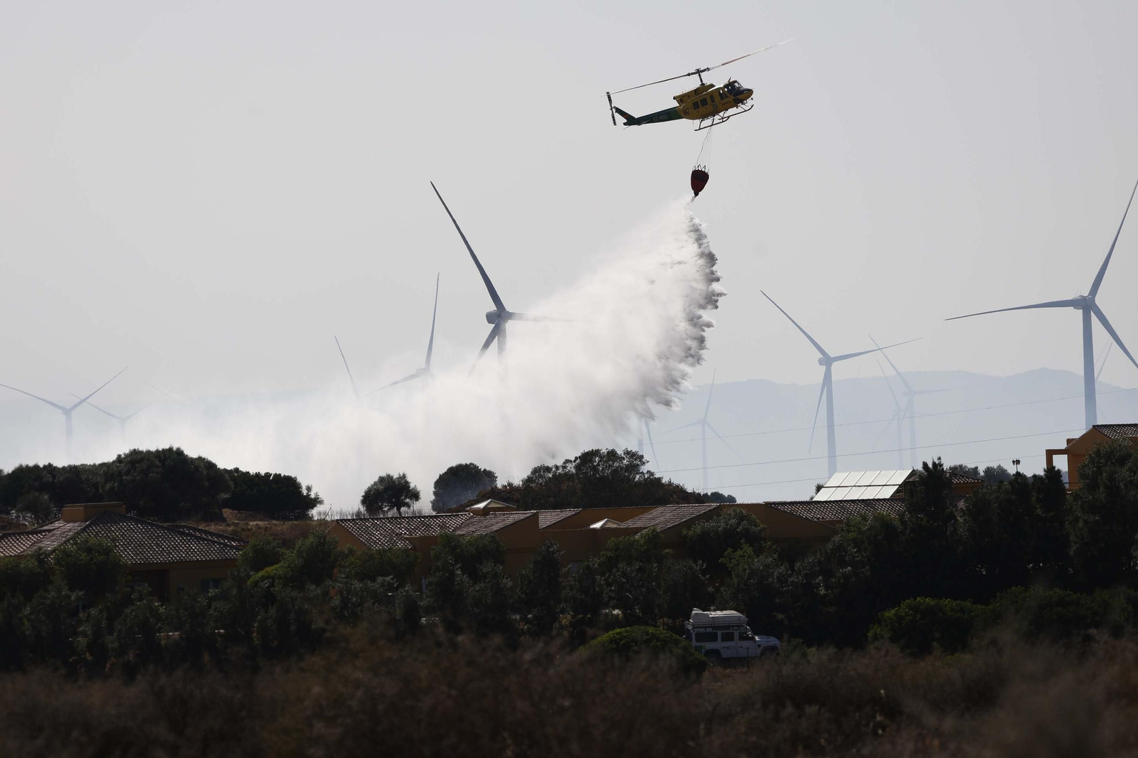 Las fotografías del incendio forestal en Facinas (Tarifa)