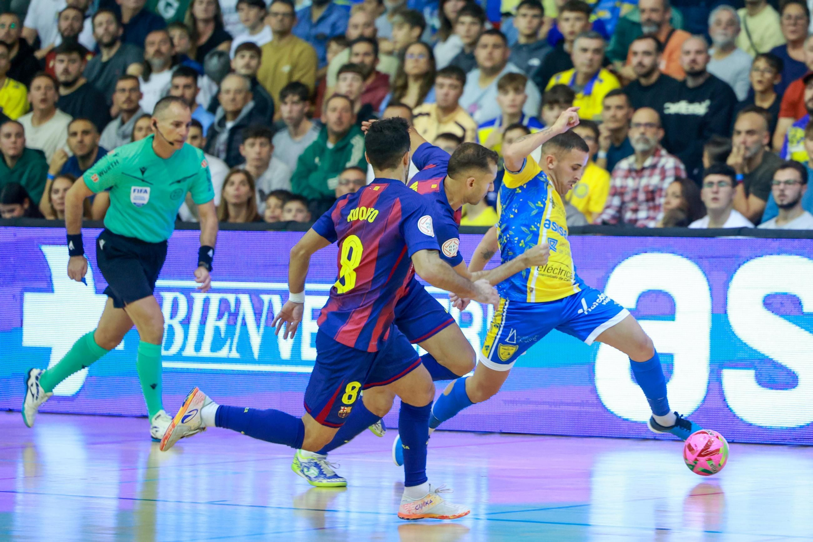 Las imágenes del CD Virgili Cádiz-FC Barcelona de Copa del Rey de fútbol sala