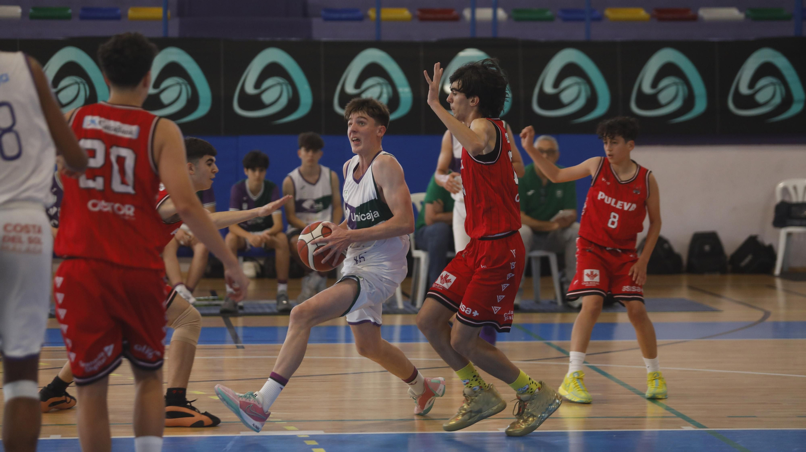 Las fotos de las semifinales del Cadeba infantil masculino de La Línea