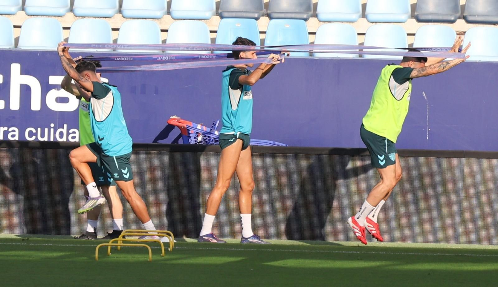 Málaga CF-Cádiz: Izan Merino sigue al margen del equipo