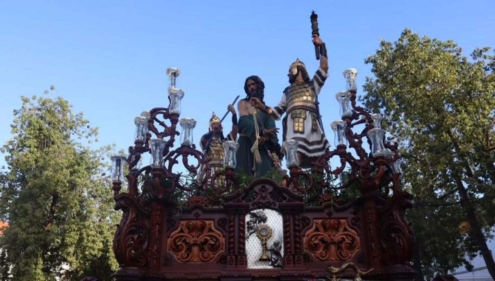 El misterio de la Milagrosa irá con Virgen de los Reyes