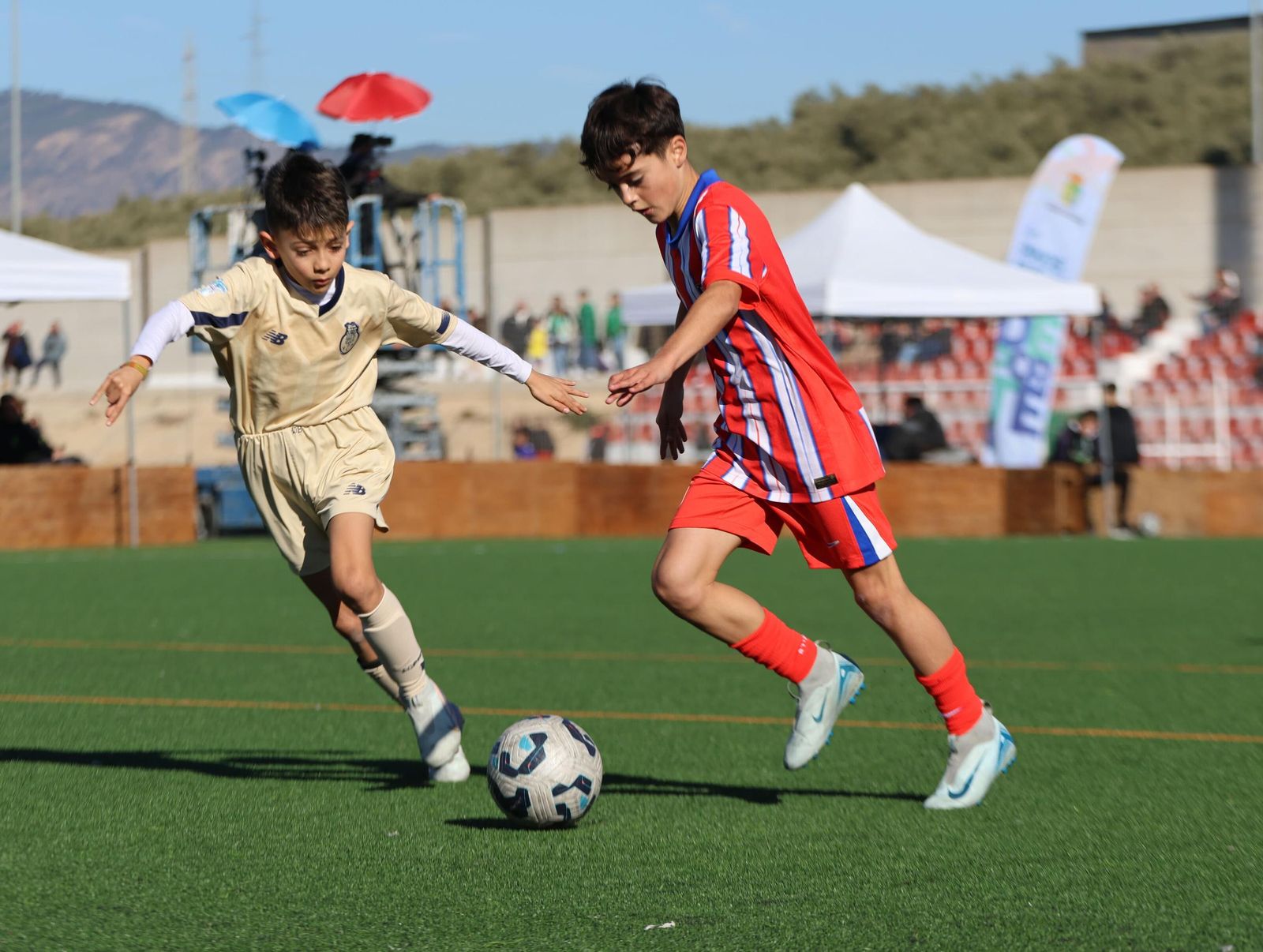 Las mejores imágenes de la jornada final del Torneo Benjamín de Pinos Puente