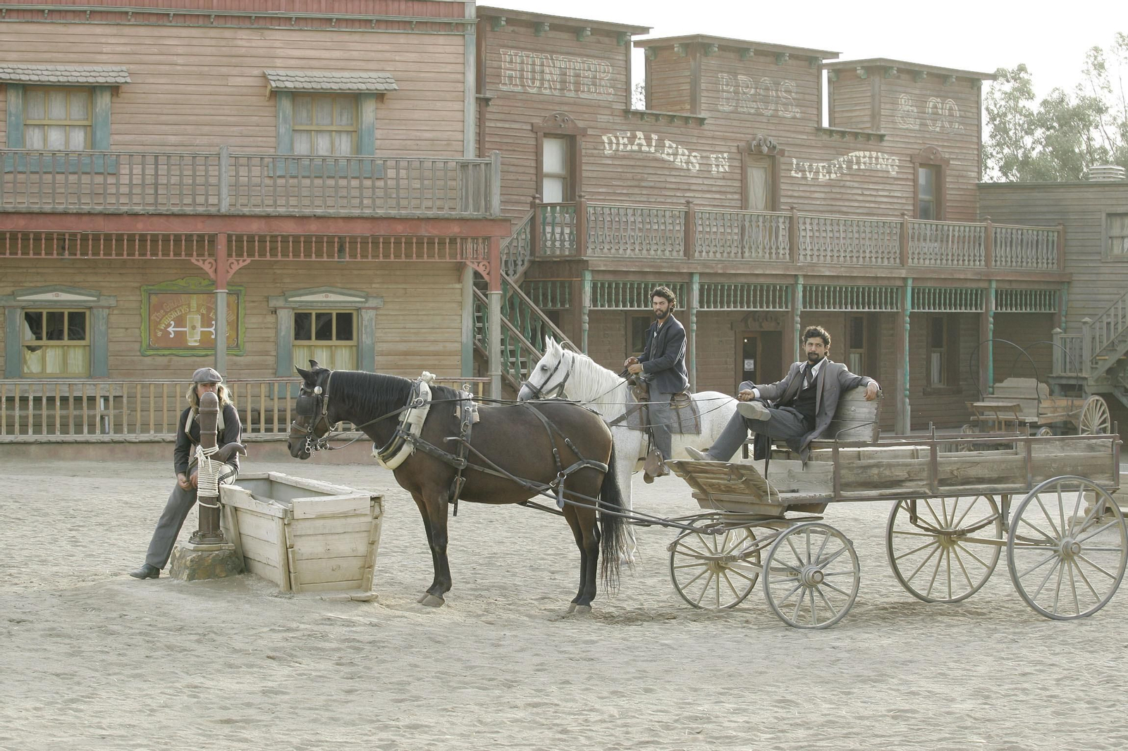 Objetivo Almería AVE ha reivindicado en el MiniHollywood la agilización de las obras de Corredor Mediterráneo