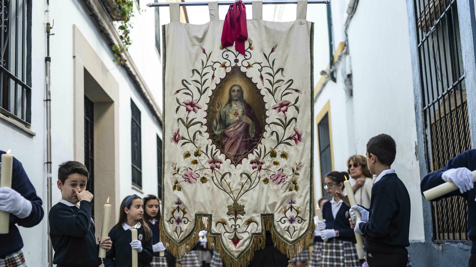 Procesión infantil del Viernes de Dolores.