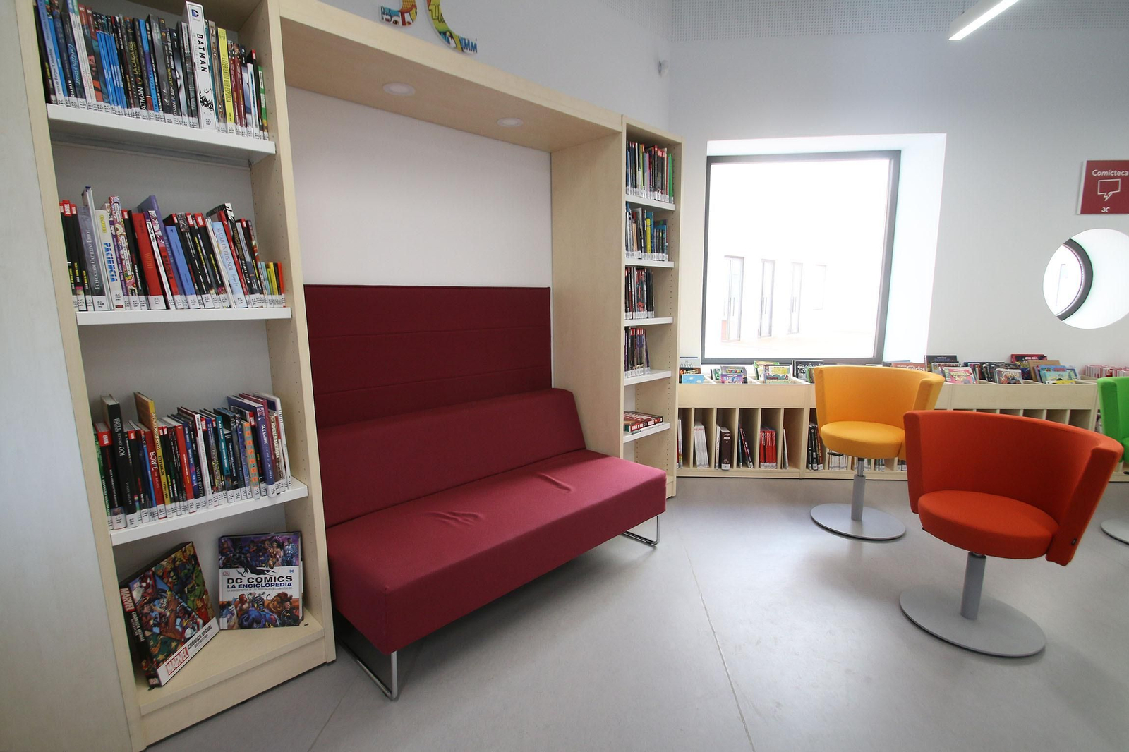 Fotogalería de la Biblioteca Central José María Artero