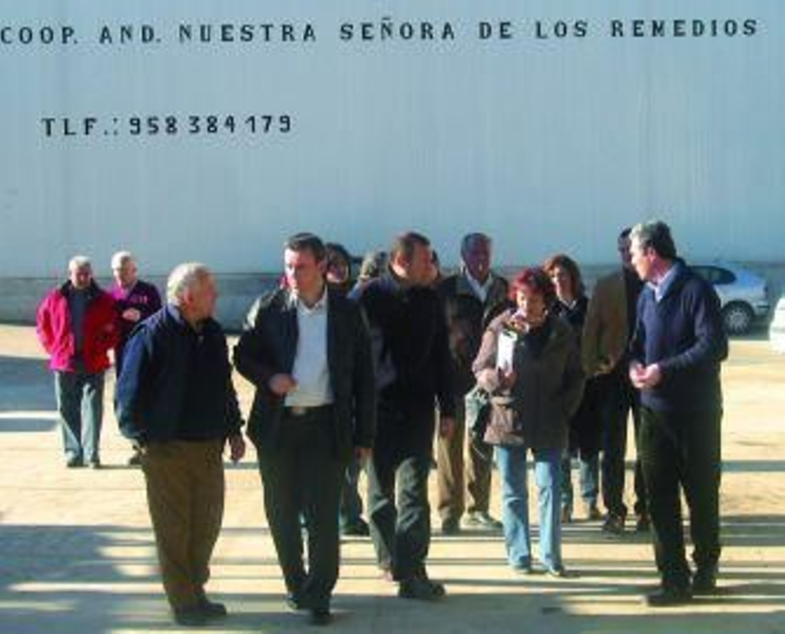 La Junta apoyará la comercialización del aceite de oliva de Iznalloz