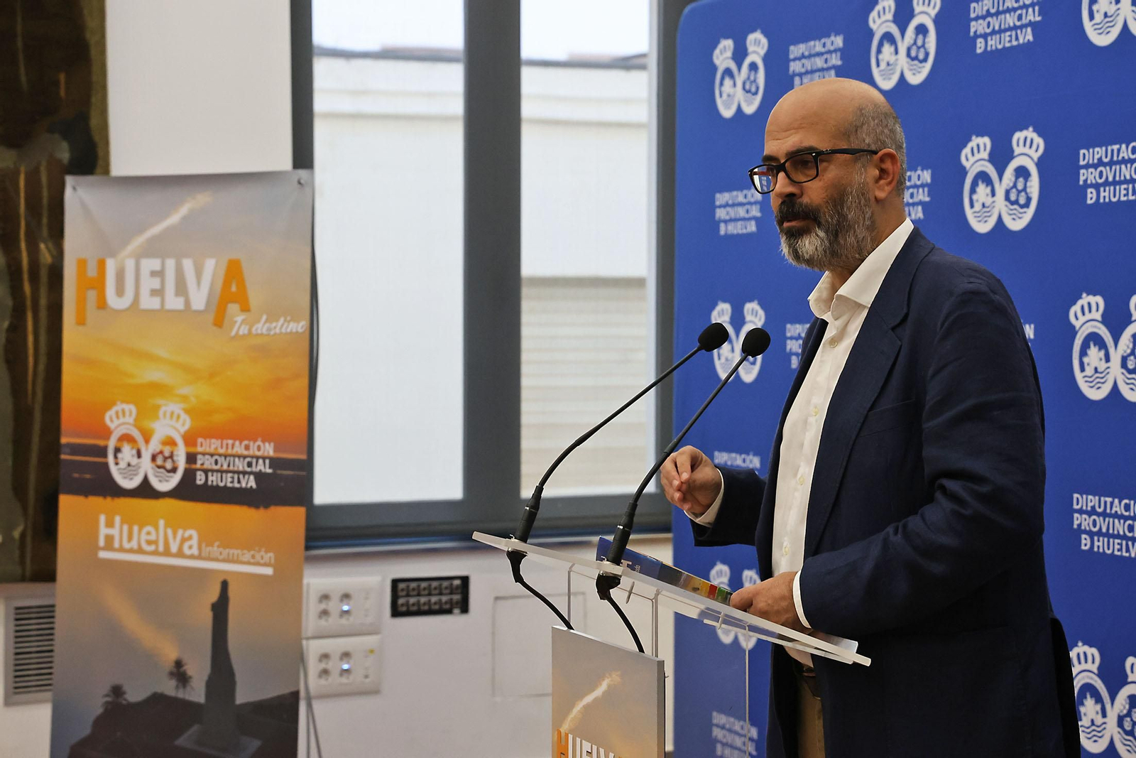 Imágenes de la presentación de la revista de Turismo "Huelva Tu Destino"