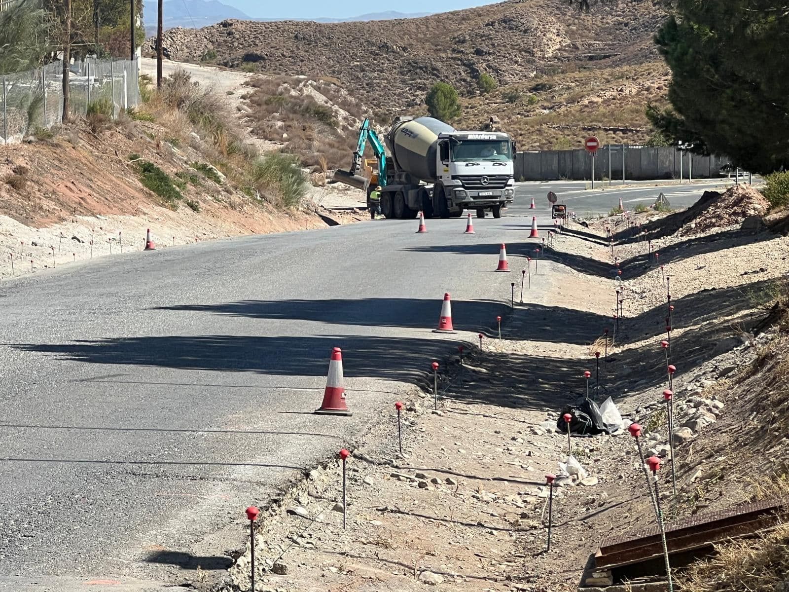 Las obras se ejecutarán en un tramo de 1.200 metros del acceso a Macael, en el Término Municipal de Olula del Río