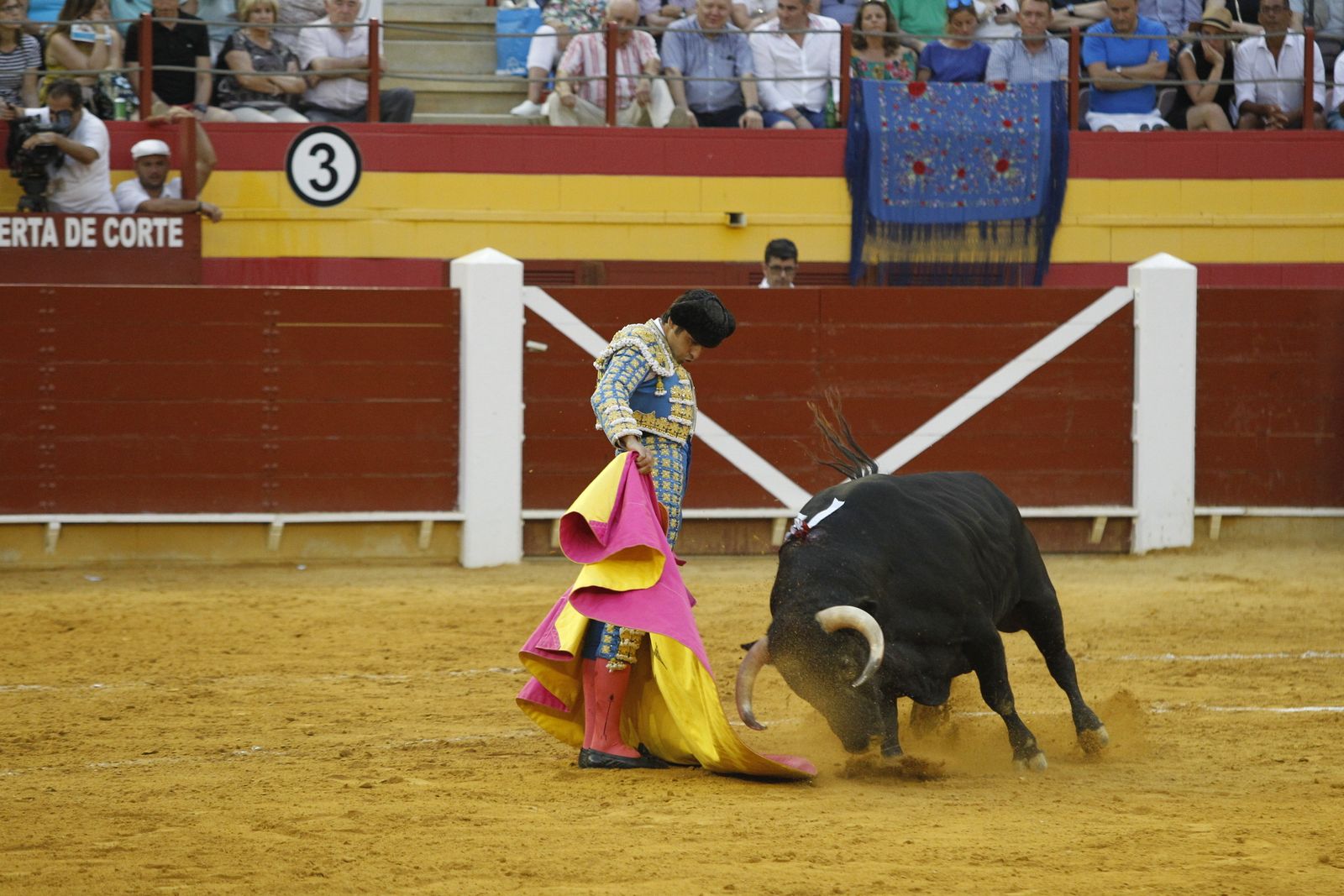 Fotogalería corrida toros Feria Santa Ana-Roquetas de Mar-El Juli-Perera-Aguado