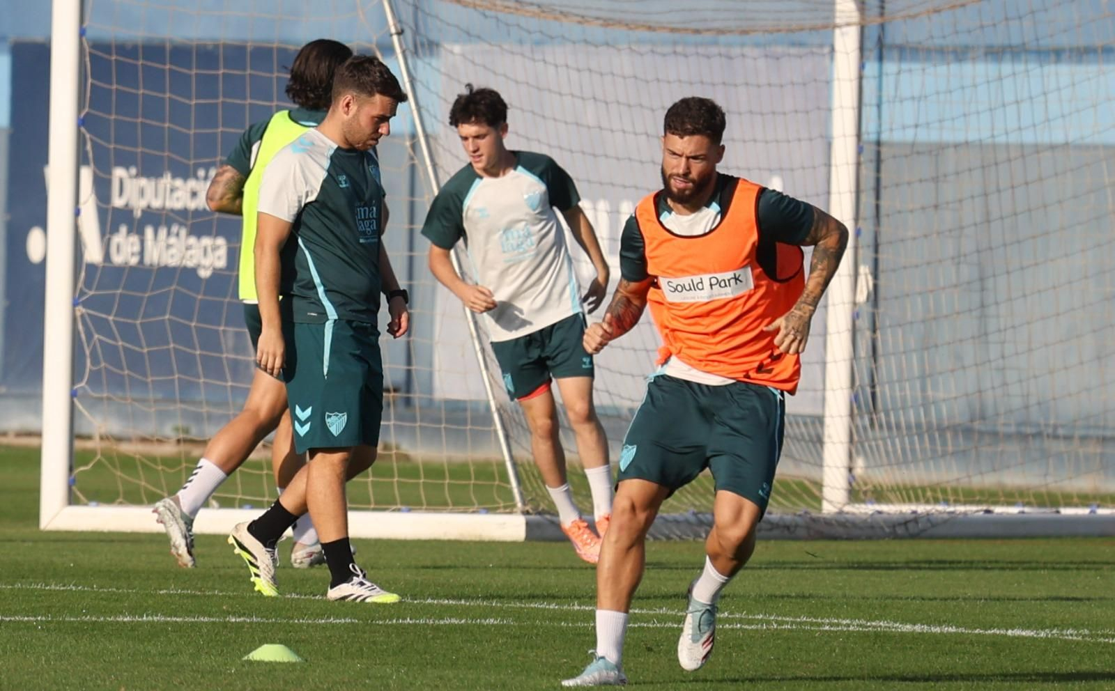 Izan Merino y Aaron Ochoa, las caras positivas; Larrubia, la negativa