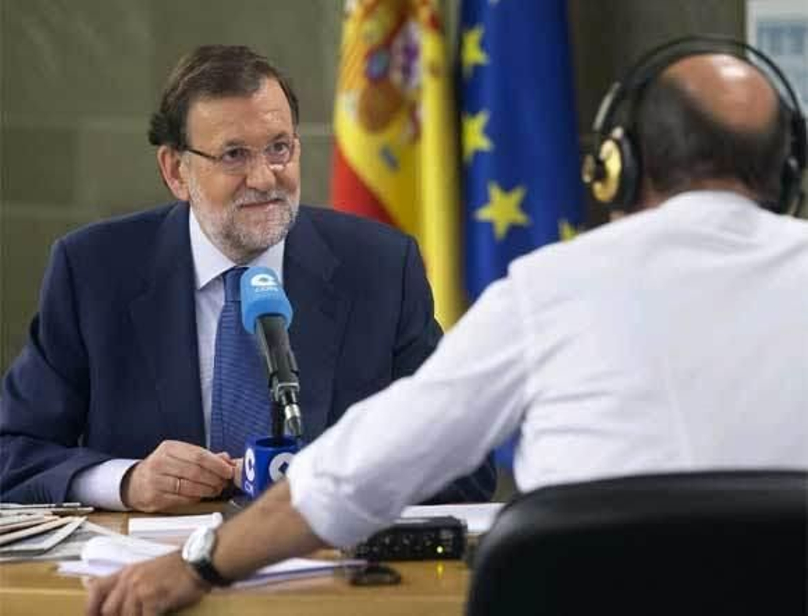 Rajoy devolverá otra parte de la extra a los funcionarios si la recaudación sigue bien