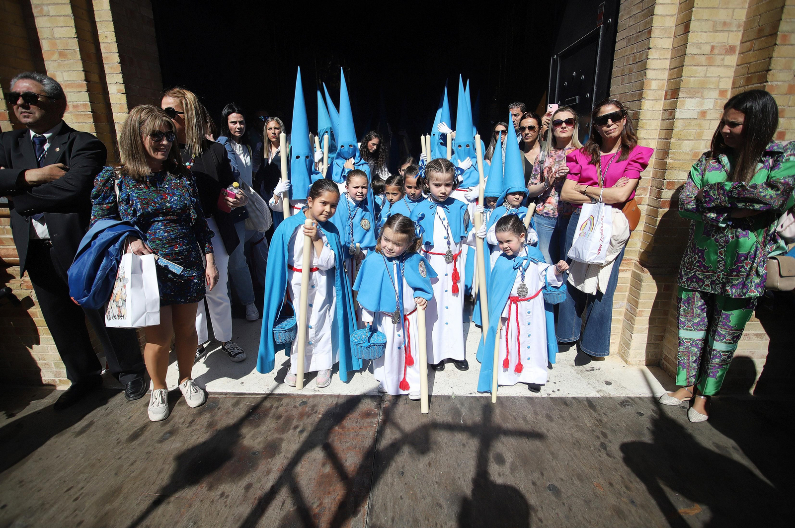 La Hermandad de la Victoria en la Semana Santa de Huelva 2023, en imágenes