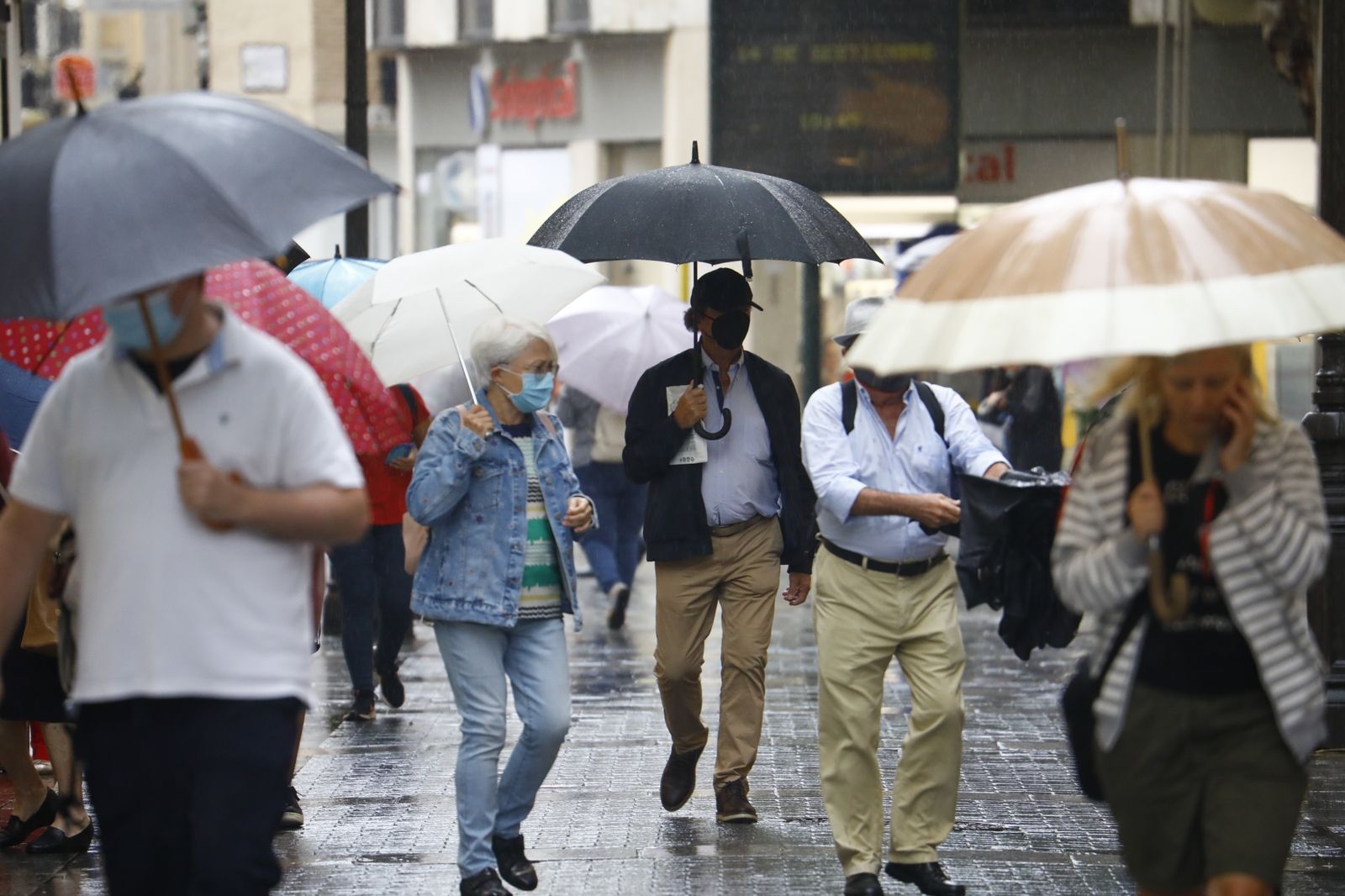 Córdoba vuelve a los días de lluvia en imágenes