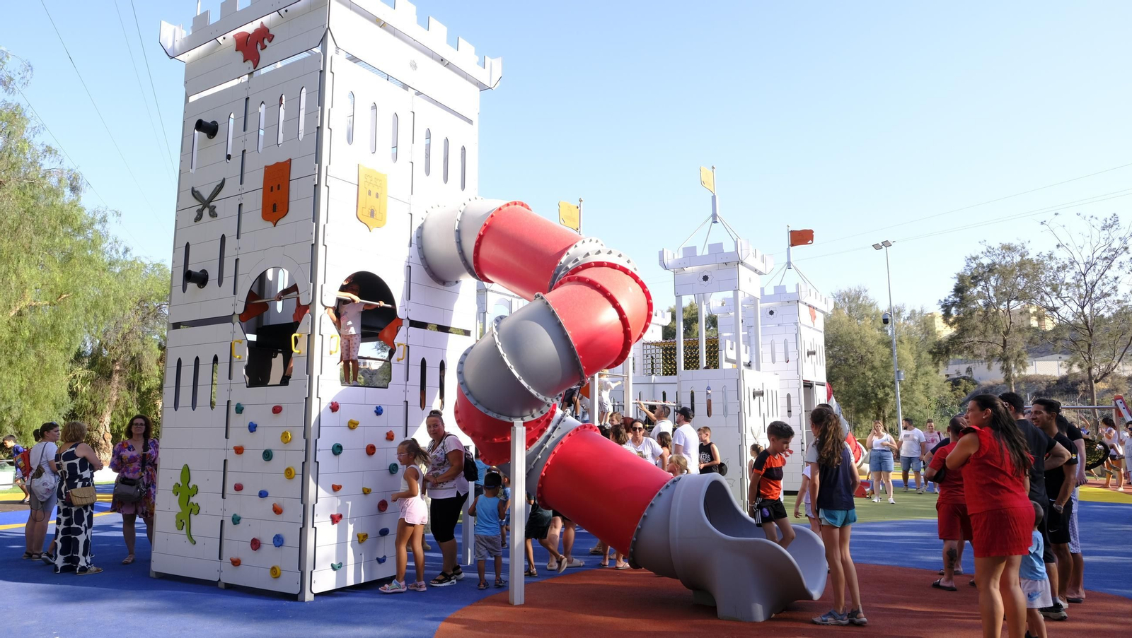 Inauguración del Parque de los Derechos Humanos, en Villa Inés (Huércal de Almería), en imágenes
