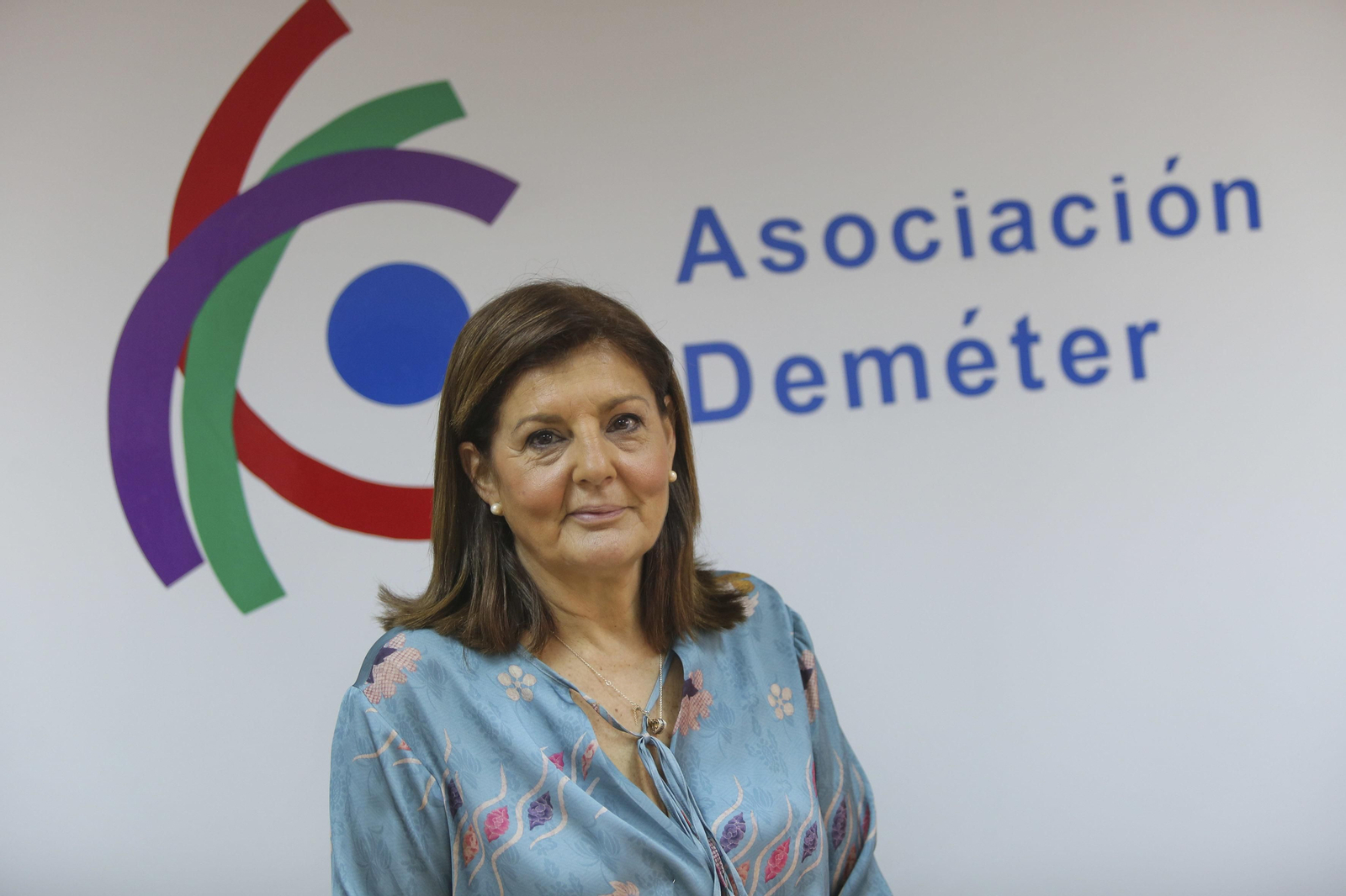 Mayte Pérez-Caballero en la sede de la Asociación Deméter, en Pedregalejo.