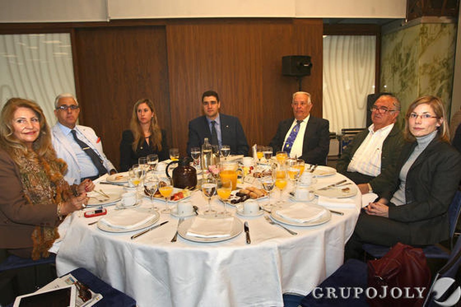 Josefa Díaz Delgado, Pedro Ruiz, Carolina Ruiz, Pablo Ruiz, Juan Carlos Romero-Abreu, José Torres Olmo, Marta González Díaz.

Foto: Joaquín Pino