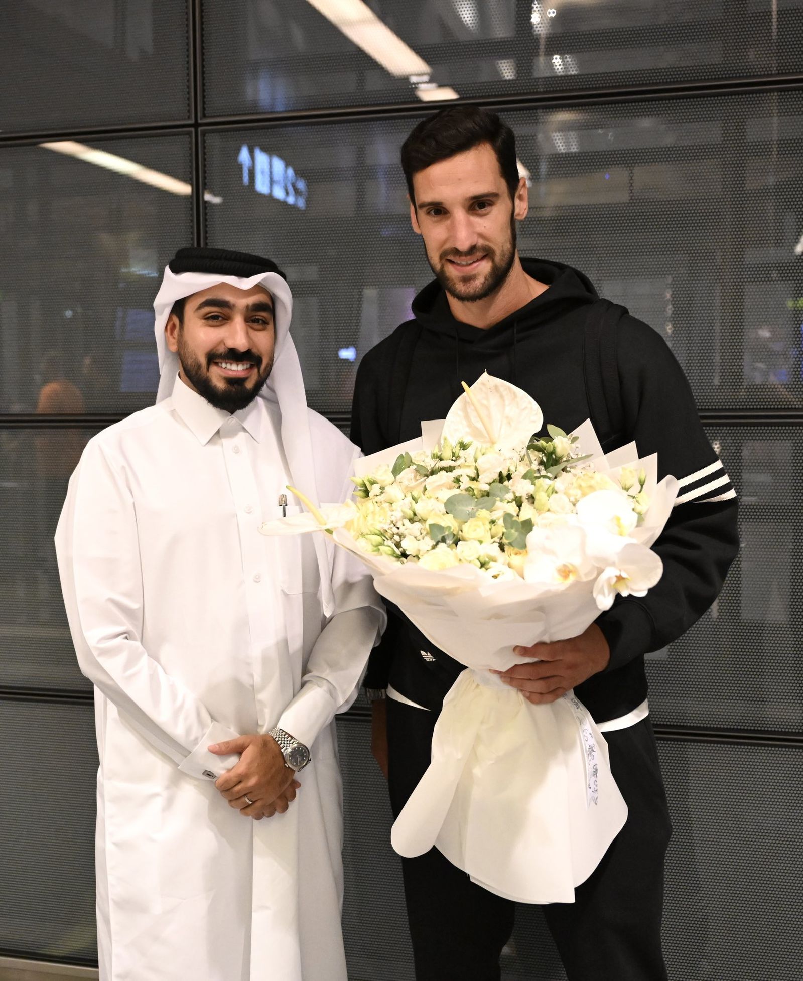 Sergio Rico, a su llegada a Catar para firmar por Al Gharafa.