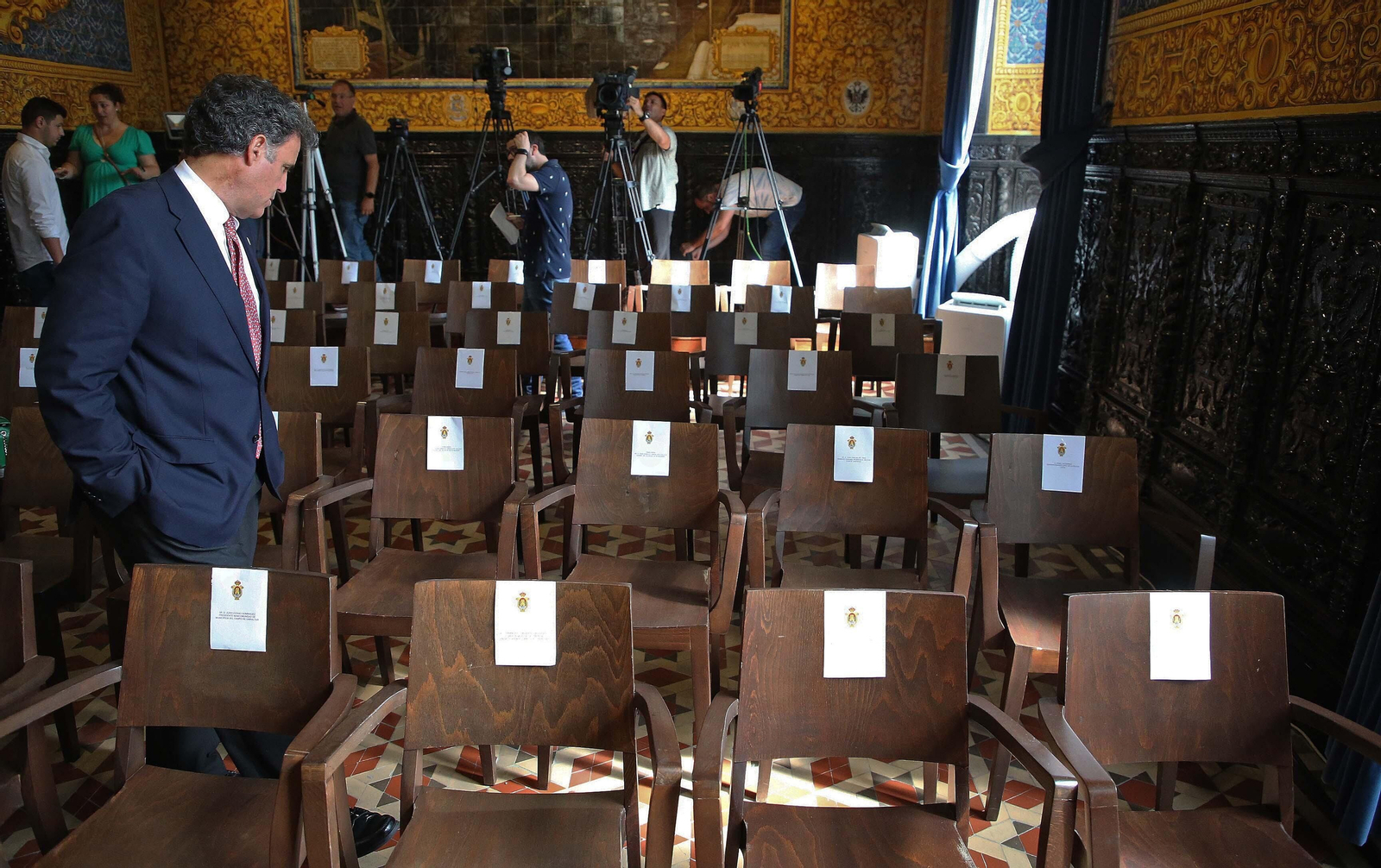 Fotos del pleno de investidura de José Ignacio Landaluce en Algeciras