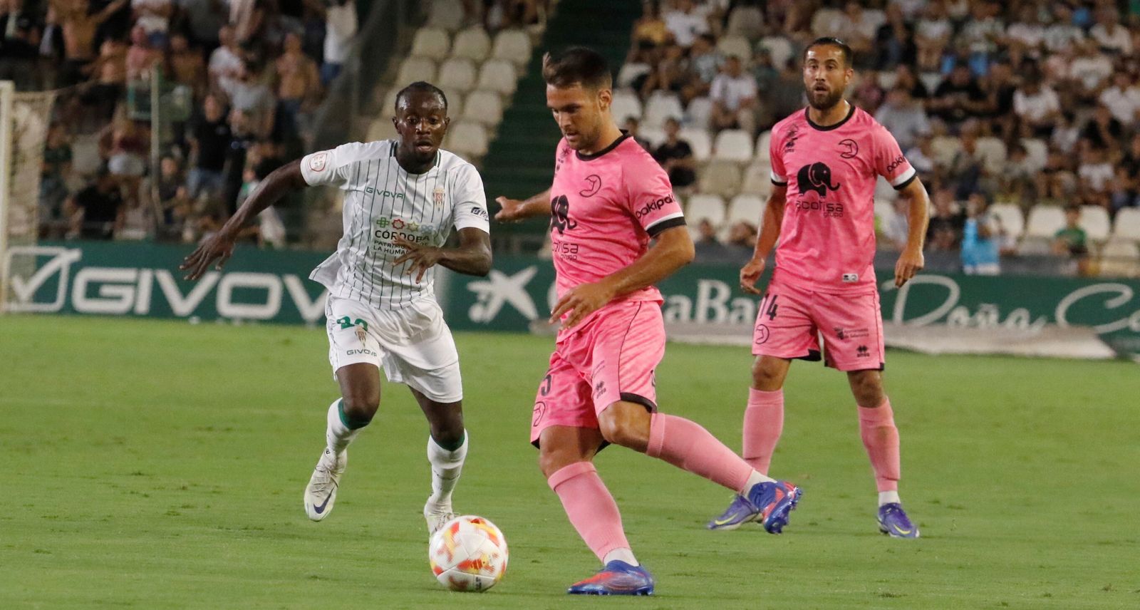 Un momento del Córdoba CF - Unionistas de la primera vuelta.