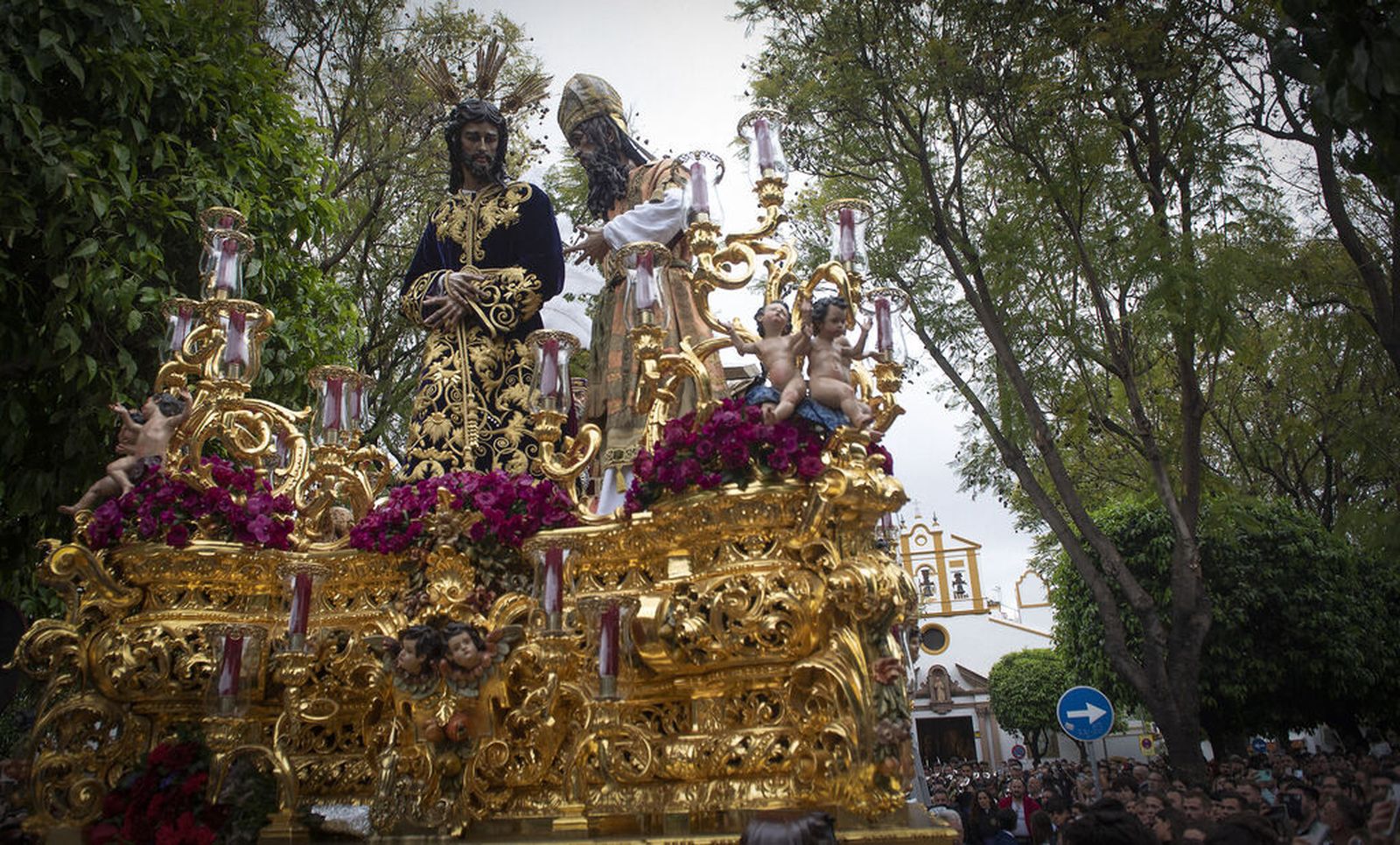 El misterio de San Gonzalo al poco de salir a la calle