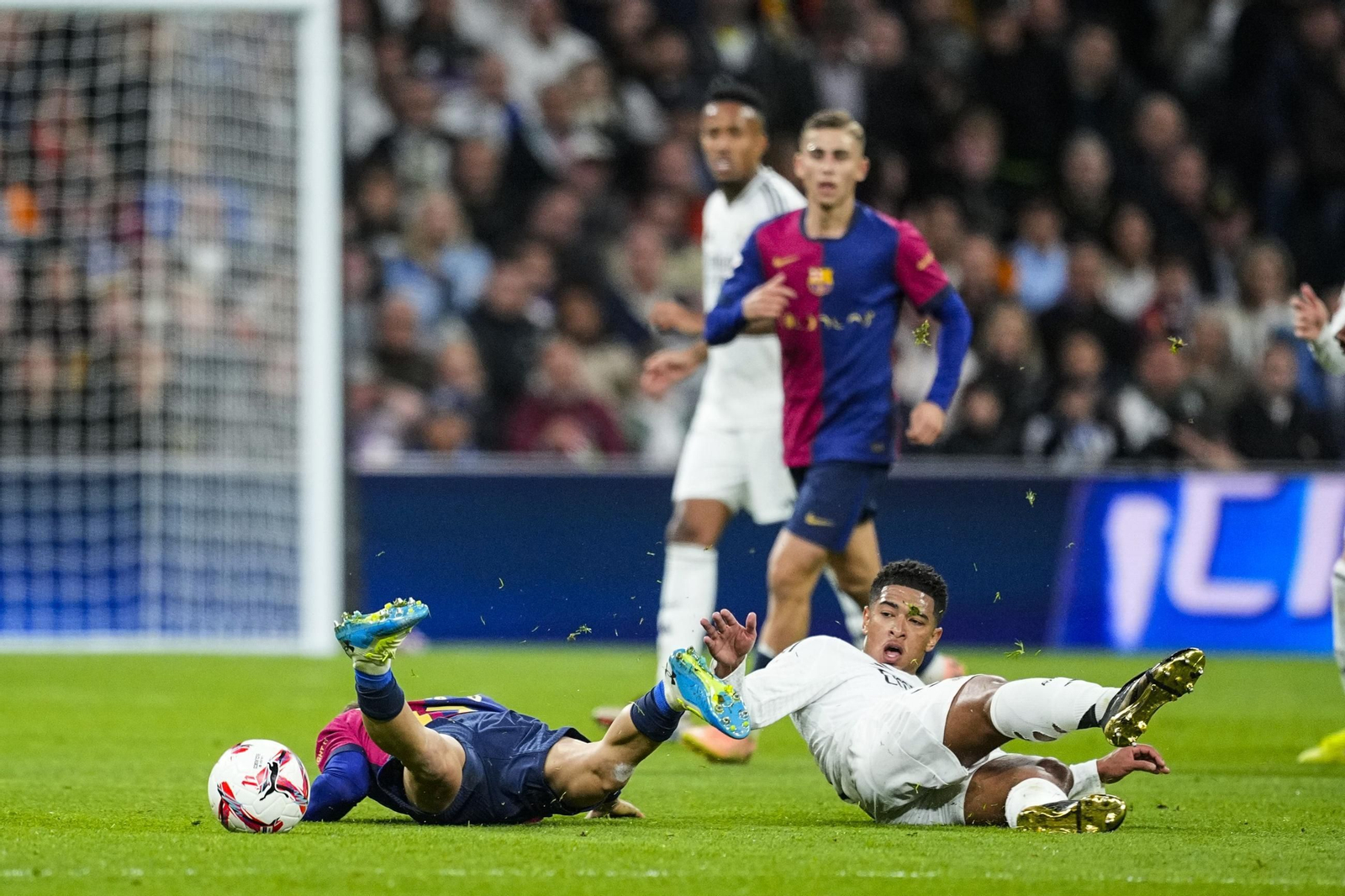 La prolongación del Real Madrid - Barcelona: todas las fotos