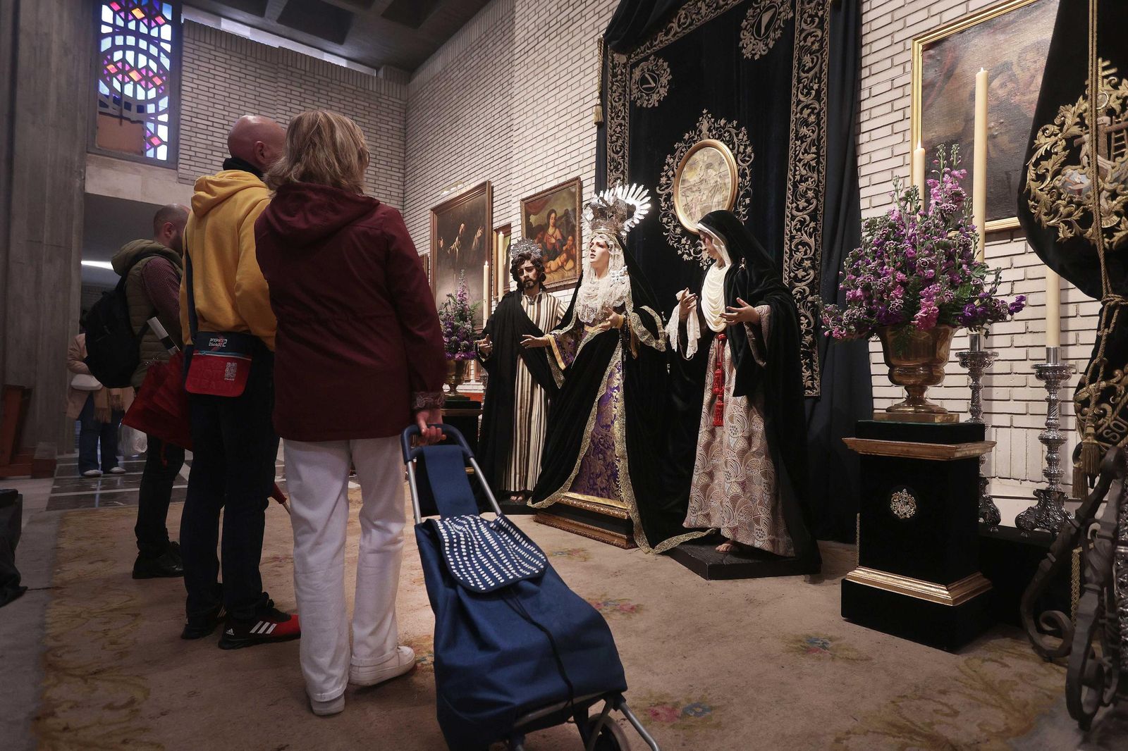 Así ha sido los besapiés y besamanos de Miércoles de Ceniza en Jerez