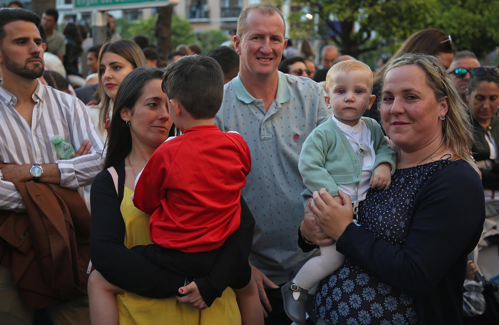 Fotos del Lunes Santo en Algeciras: Coronado de Espinas y La Columna