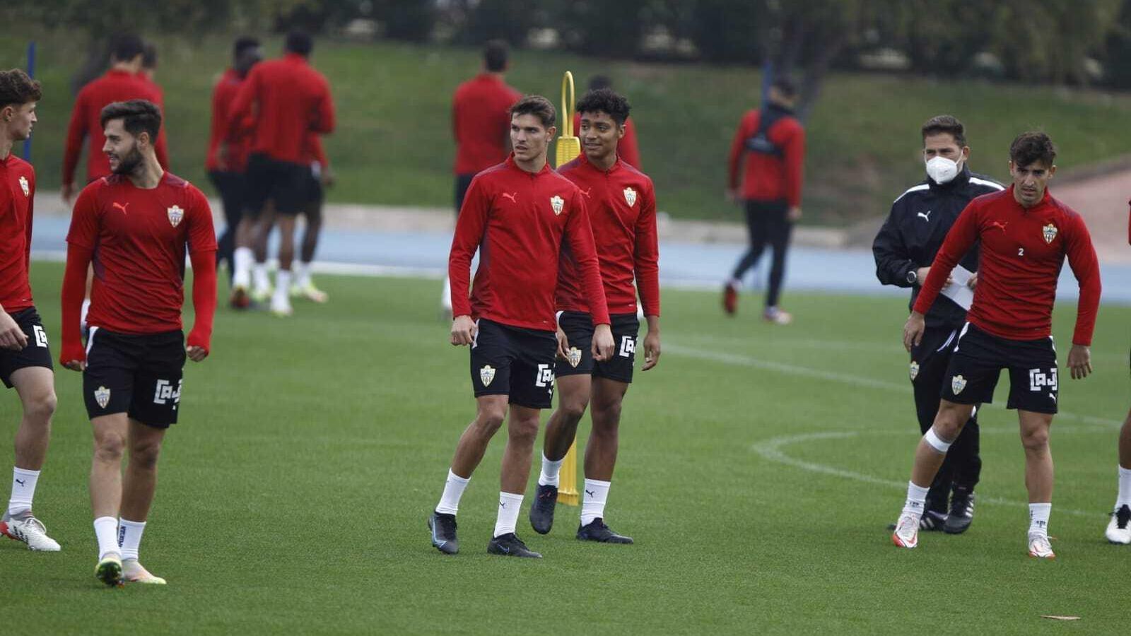 Miembros del filial como Gilbert, Rojas, Caballero o Puñal tienen opciones de disputar minutos