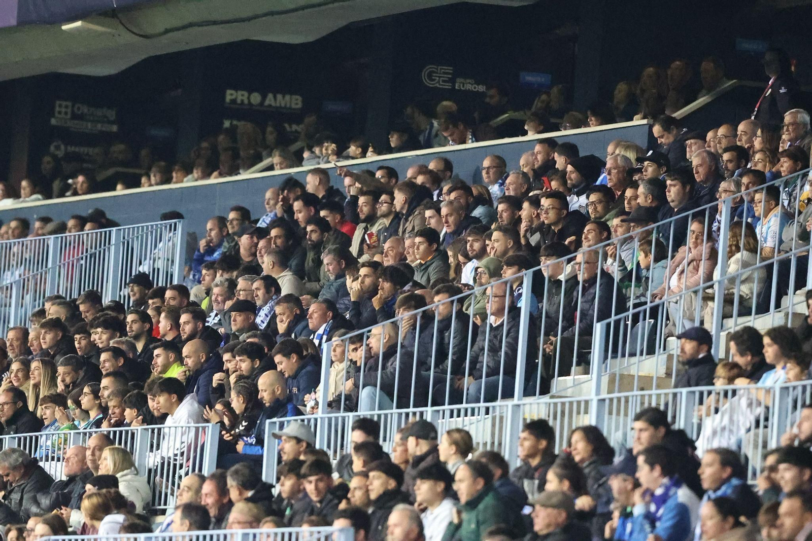 Búscate en las gradas de La Rosaleda en el Málaga CF-Zaragoza