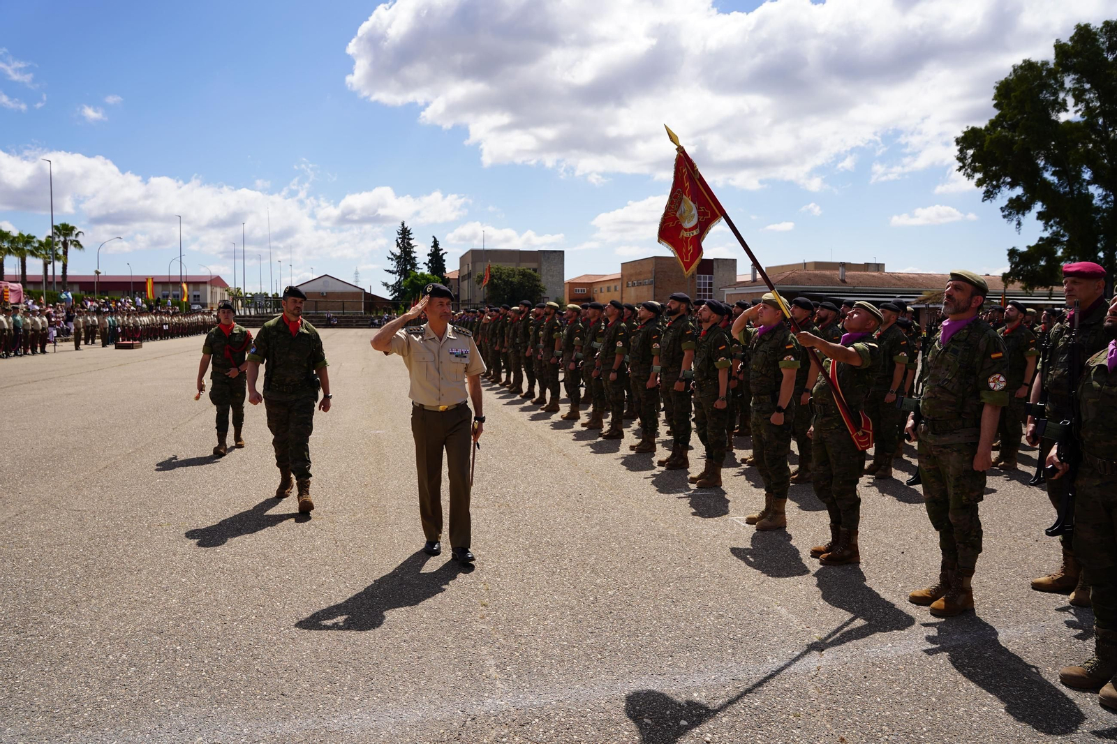 Parada militar para despedir al contingente Flanco Este Letonia XVII