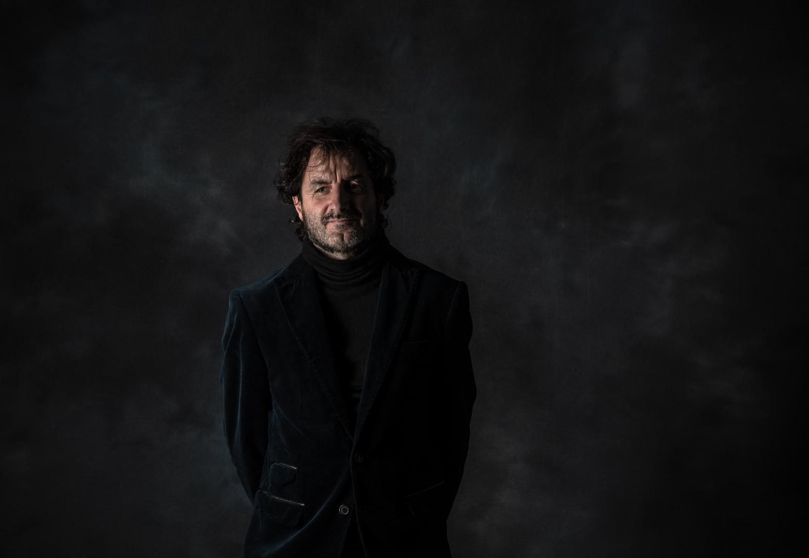 El escritor Juan Carlos León.