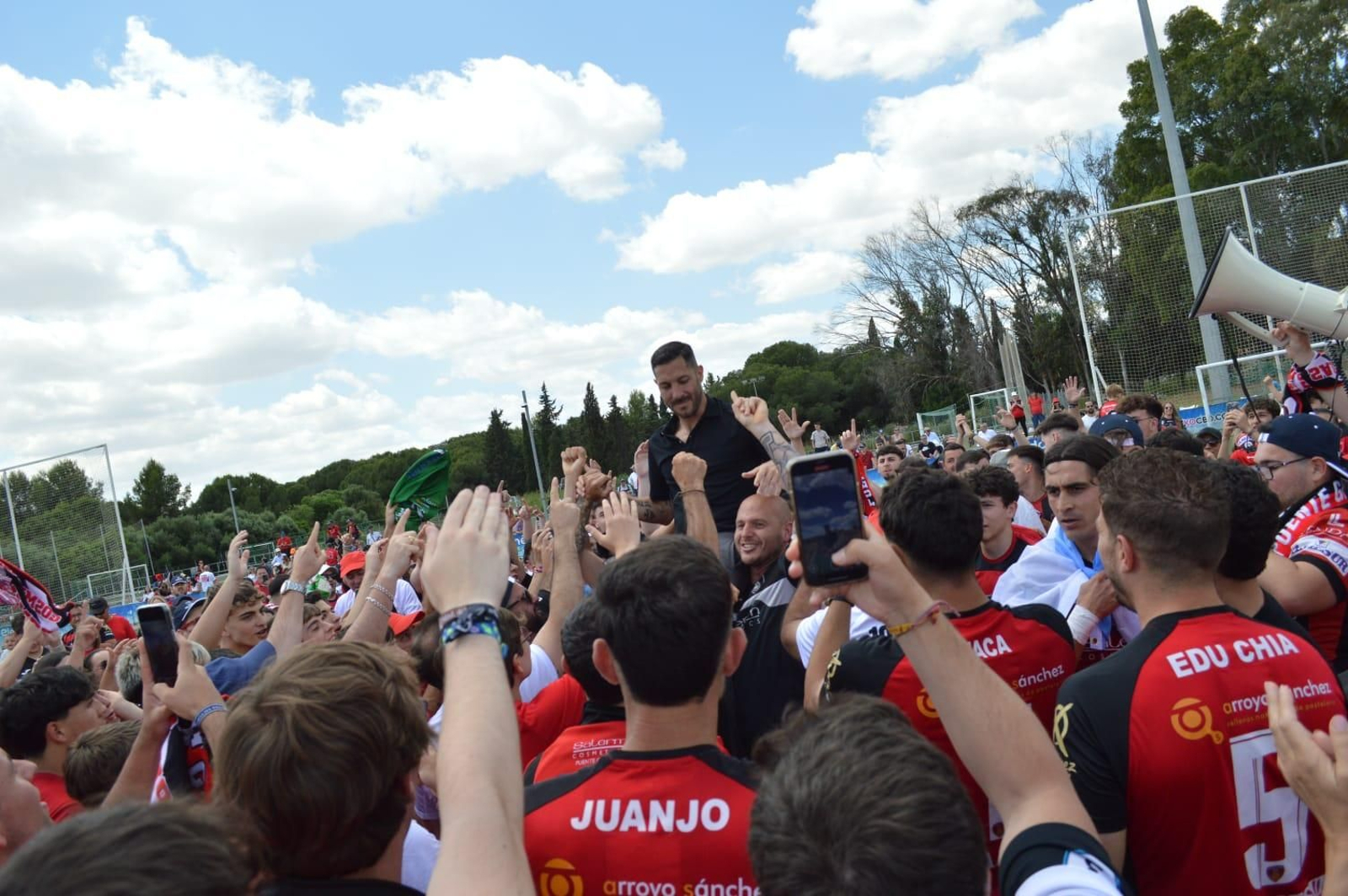 Las mejores fotos del ascenso del Salerm Puente Genil a Segunda Federación