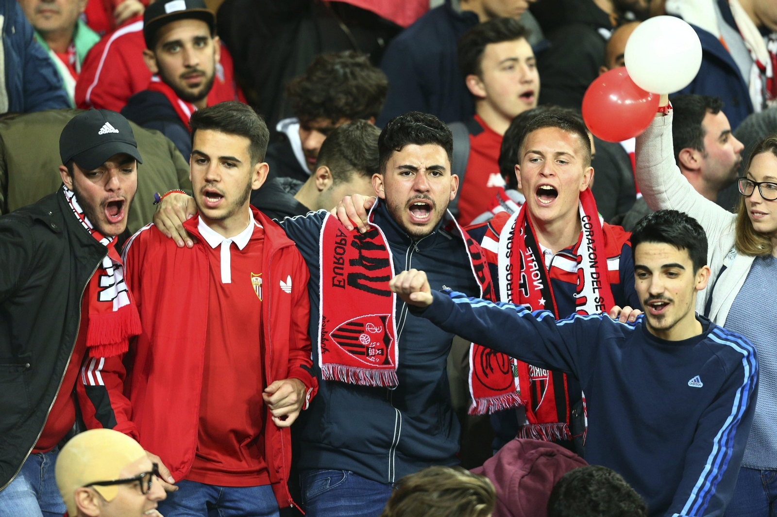 El Leicester-Sevilla FC, en imágenes