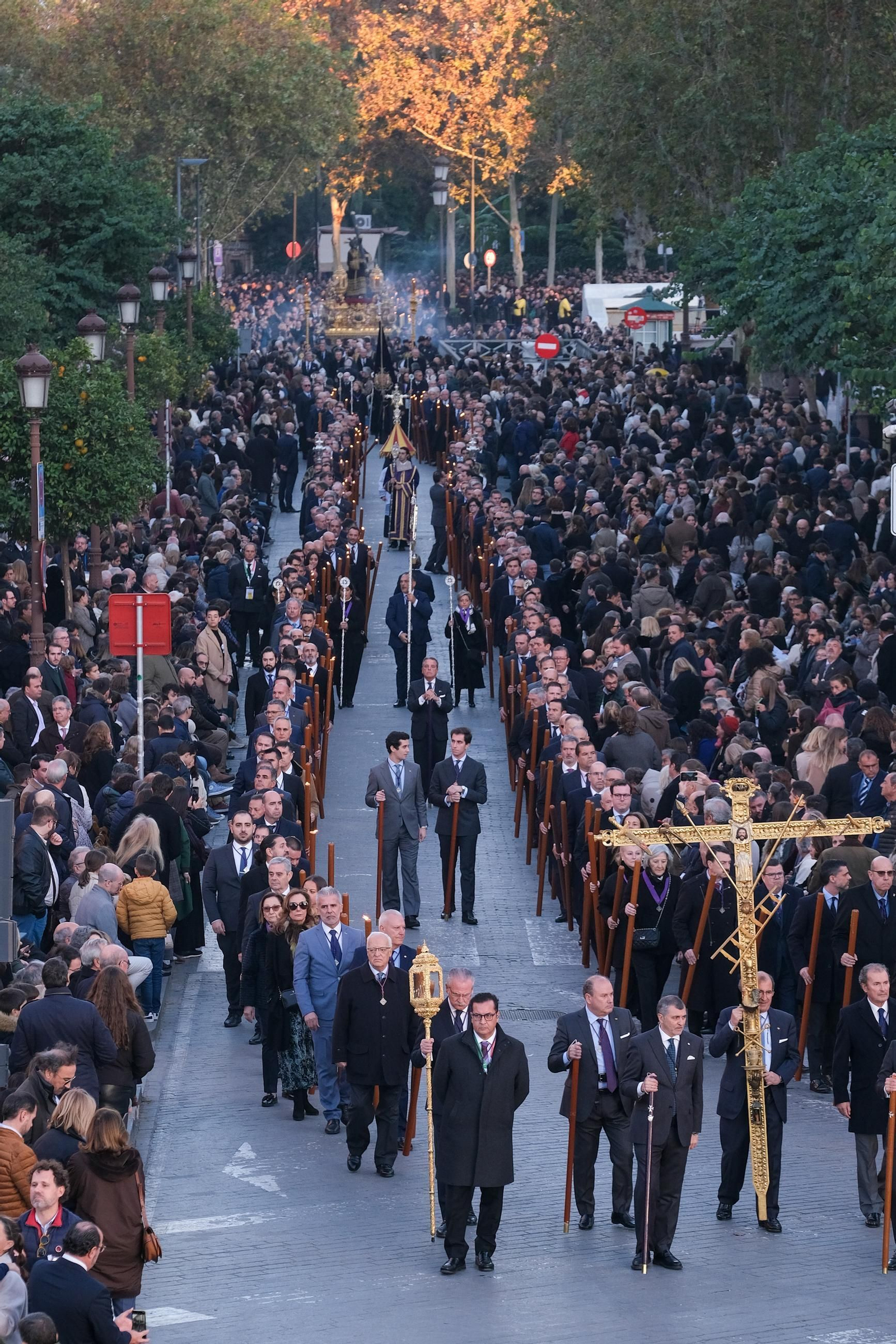 Imágenes de la procesión Magna, desde la Torre del Oro