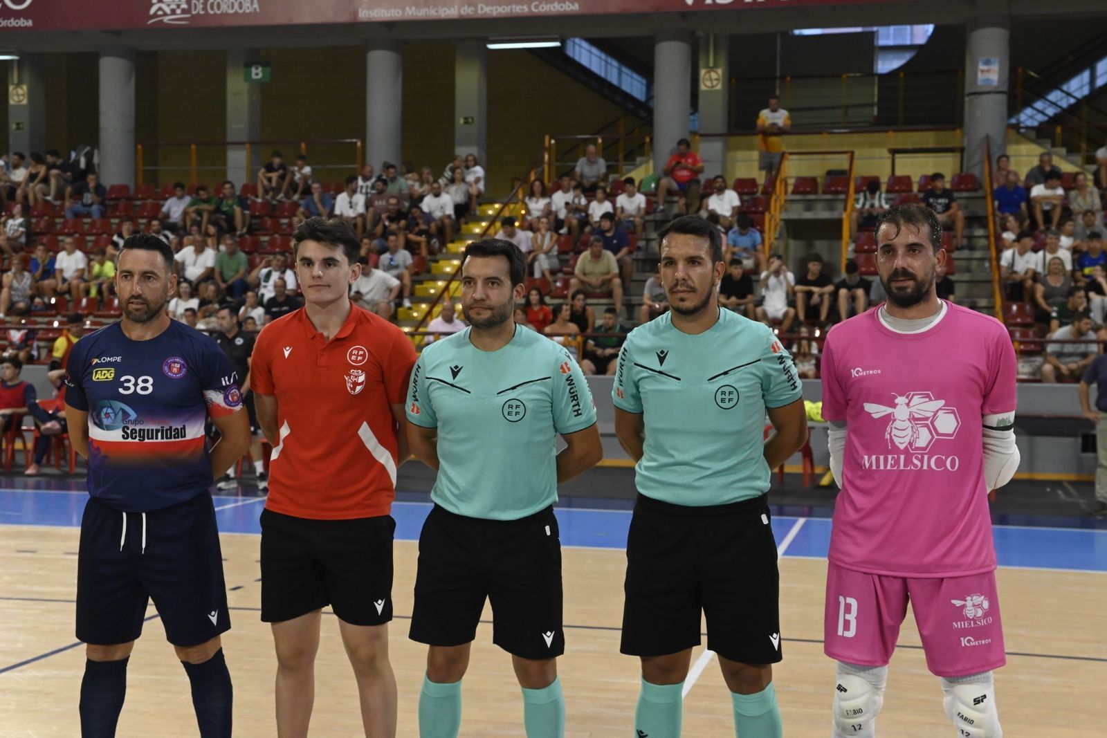 Las mejores fotos del estreno en pretemporada del Córdoba Futsal