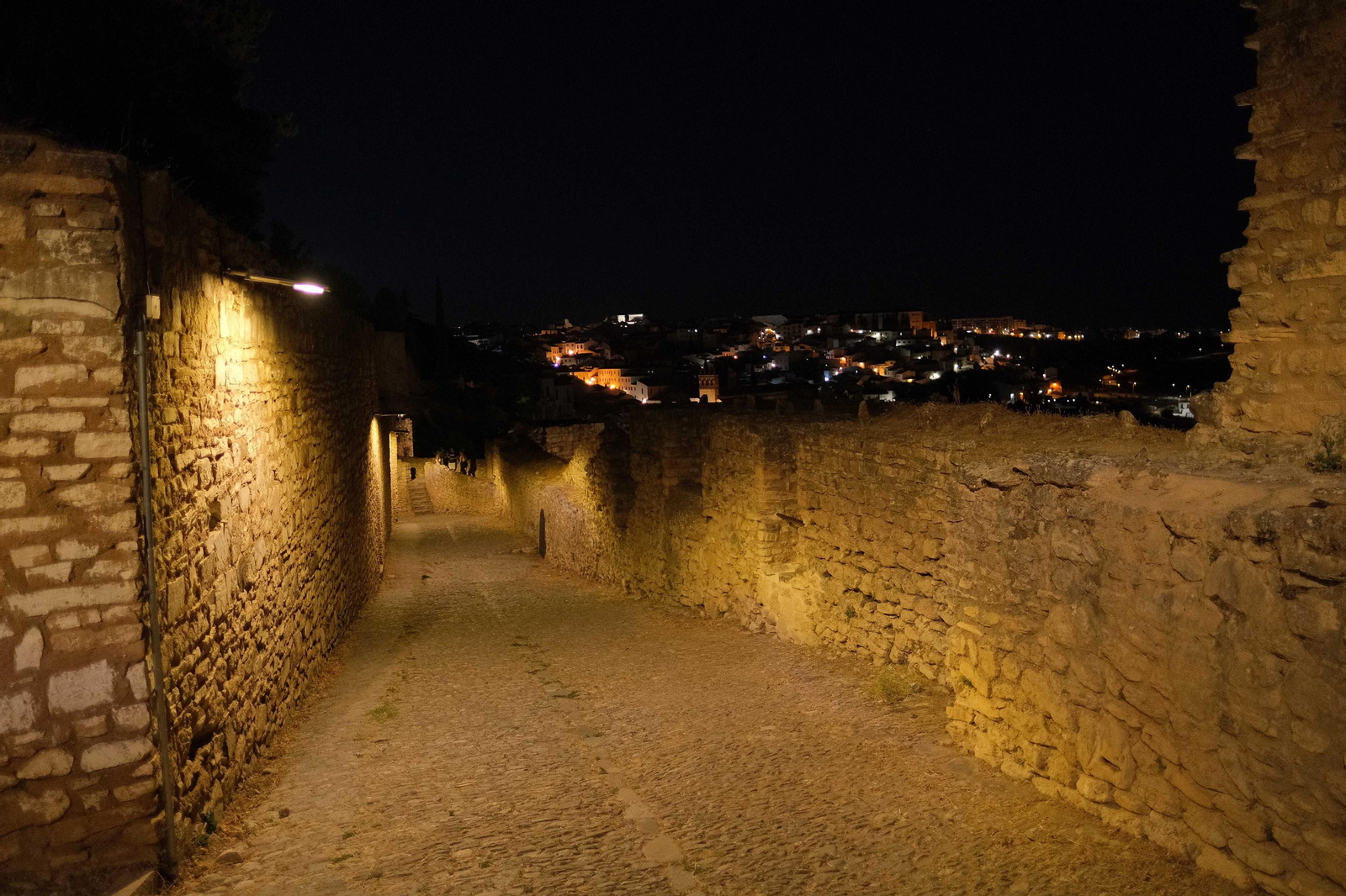 Ronda nocturna, en imágenes
