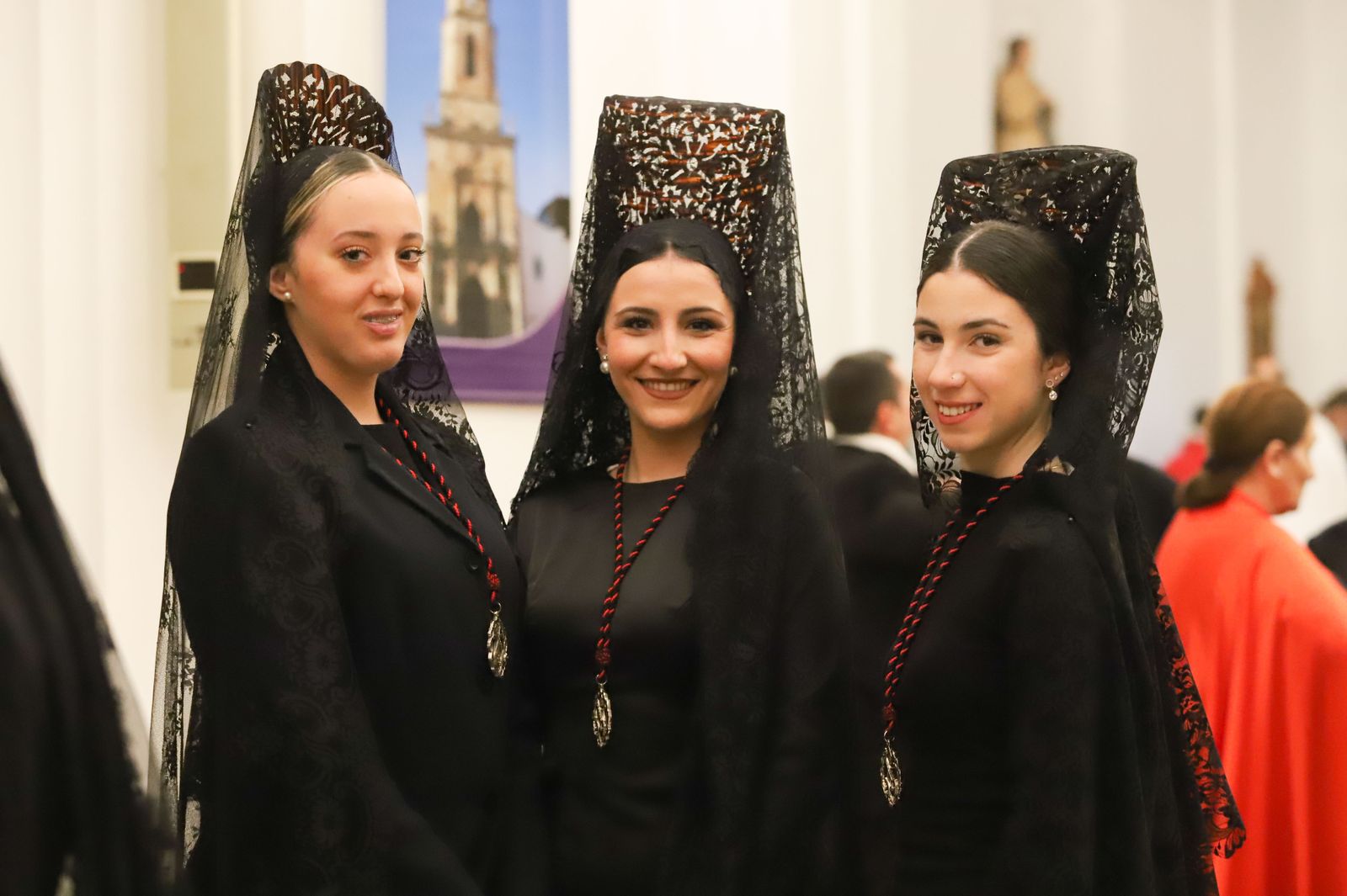 Fotos del Viernes Santo en Los Barrios: Buena Muerte y Mayor Dolor