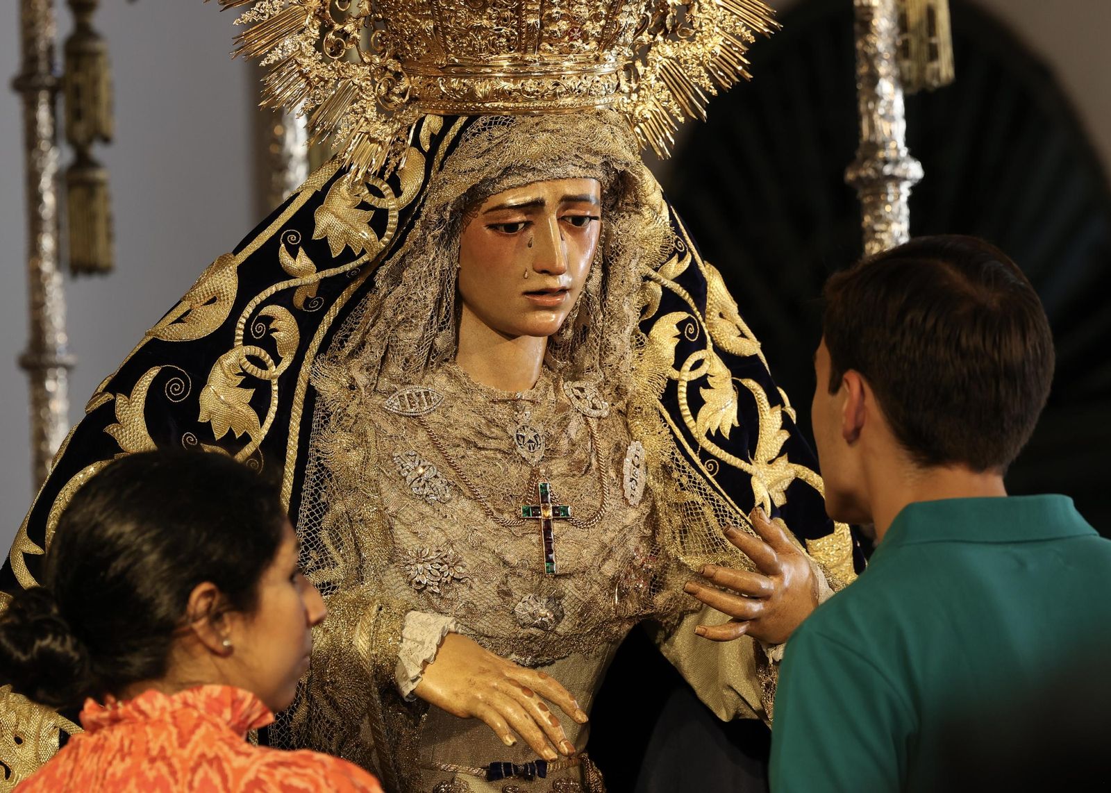 Besamanos de la Virgen de la Amargura
