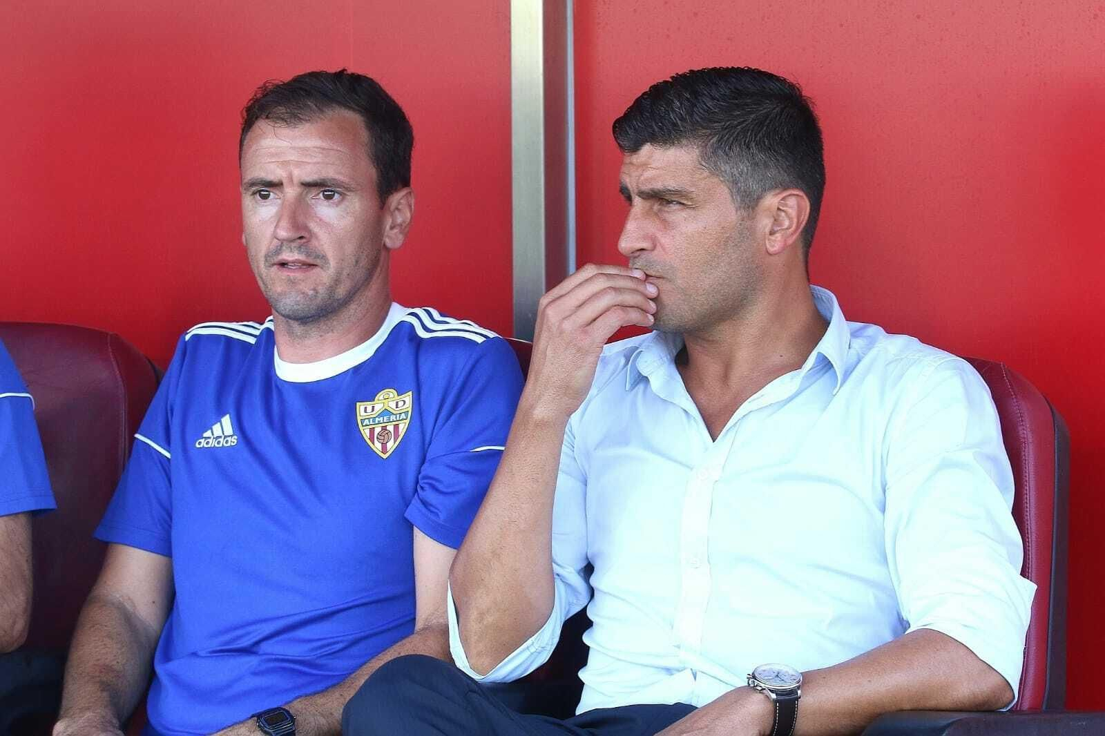 Emanuel, en el banquillo.