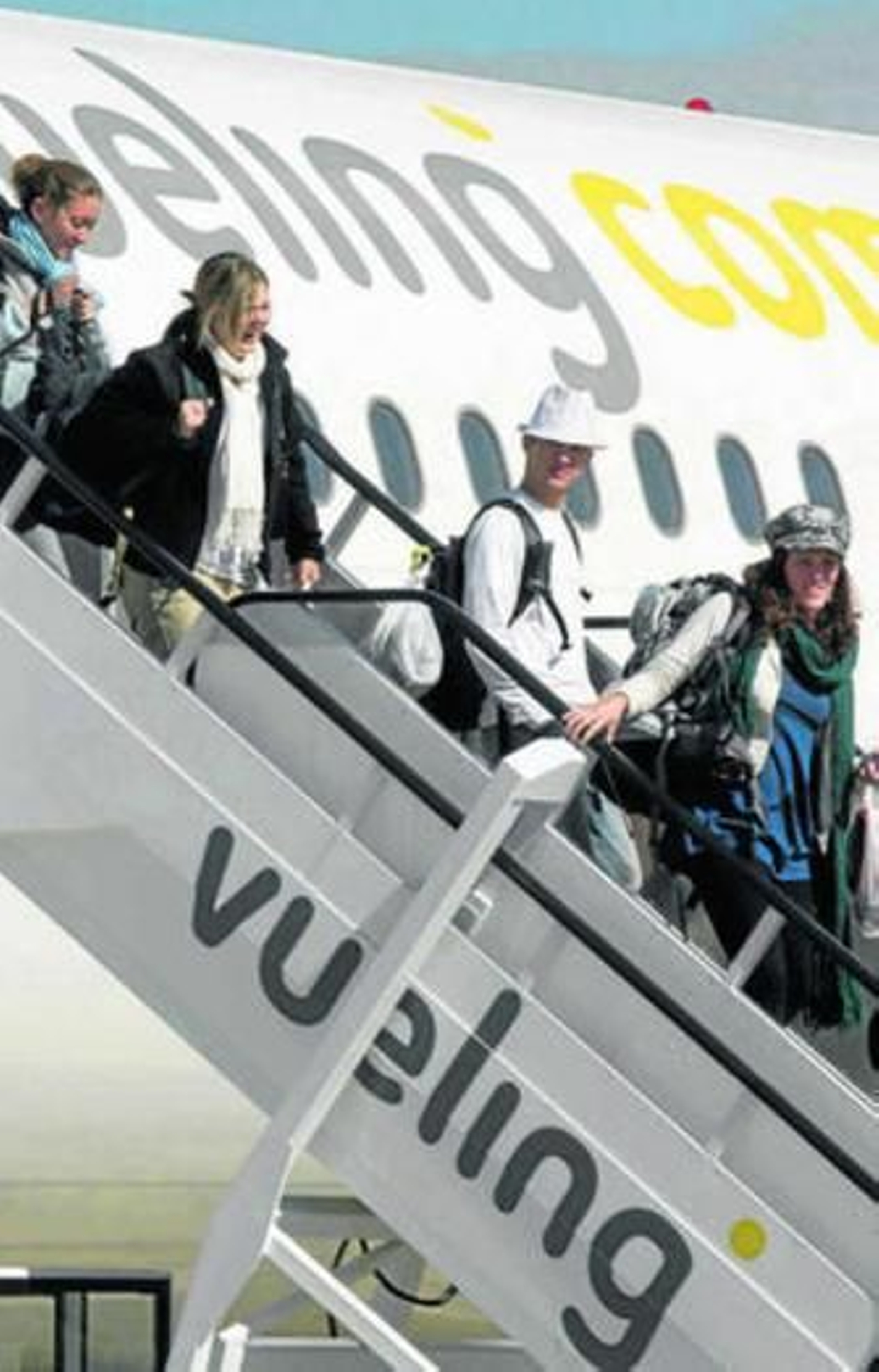 La compañía Vueling inició el vuelo Granada-París este verano.