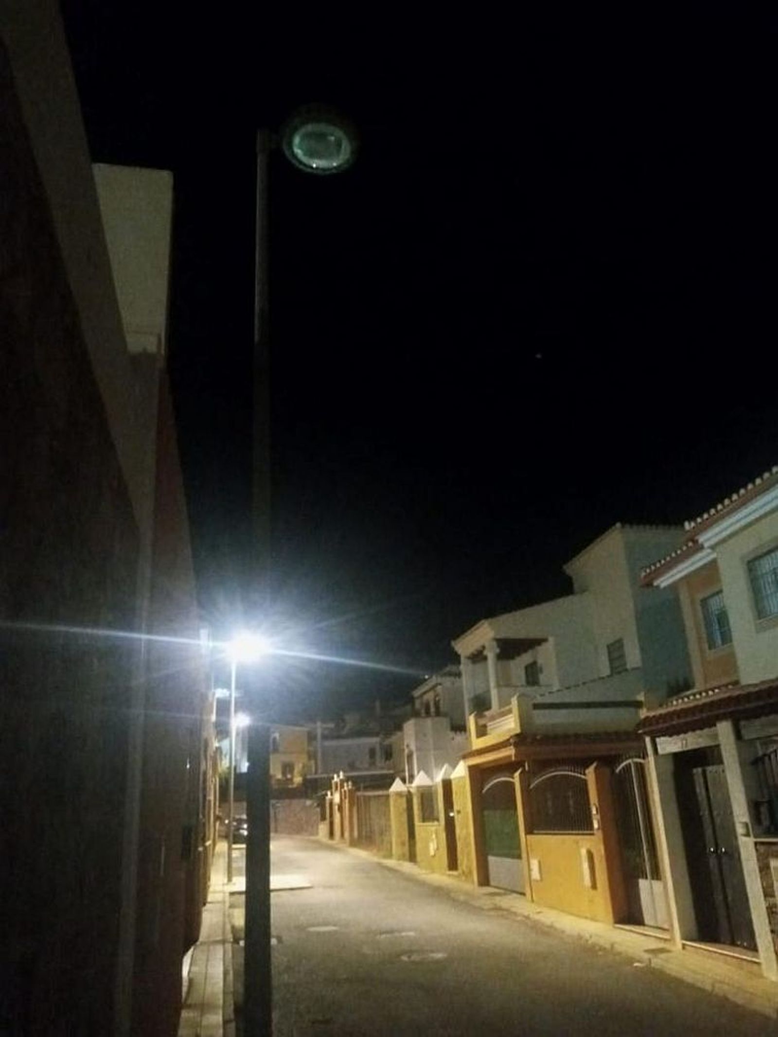 El PSOE pone en evidencia los apagones persistentes en el alumbrado público de Motril