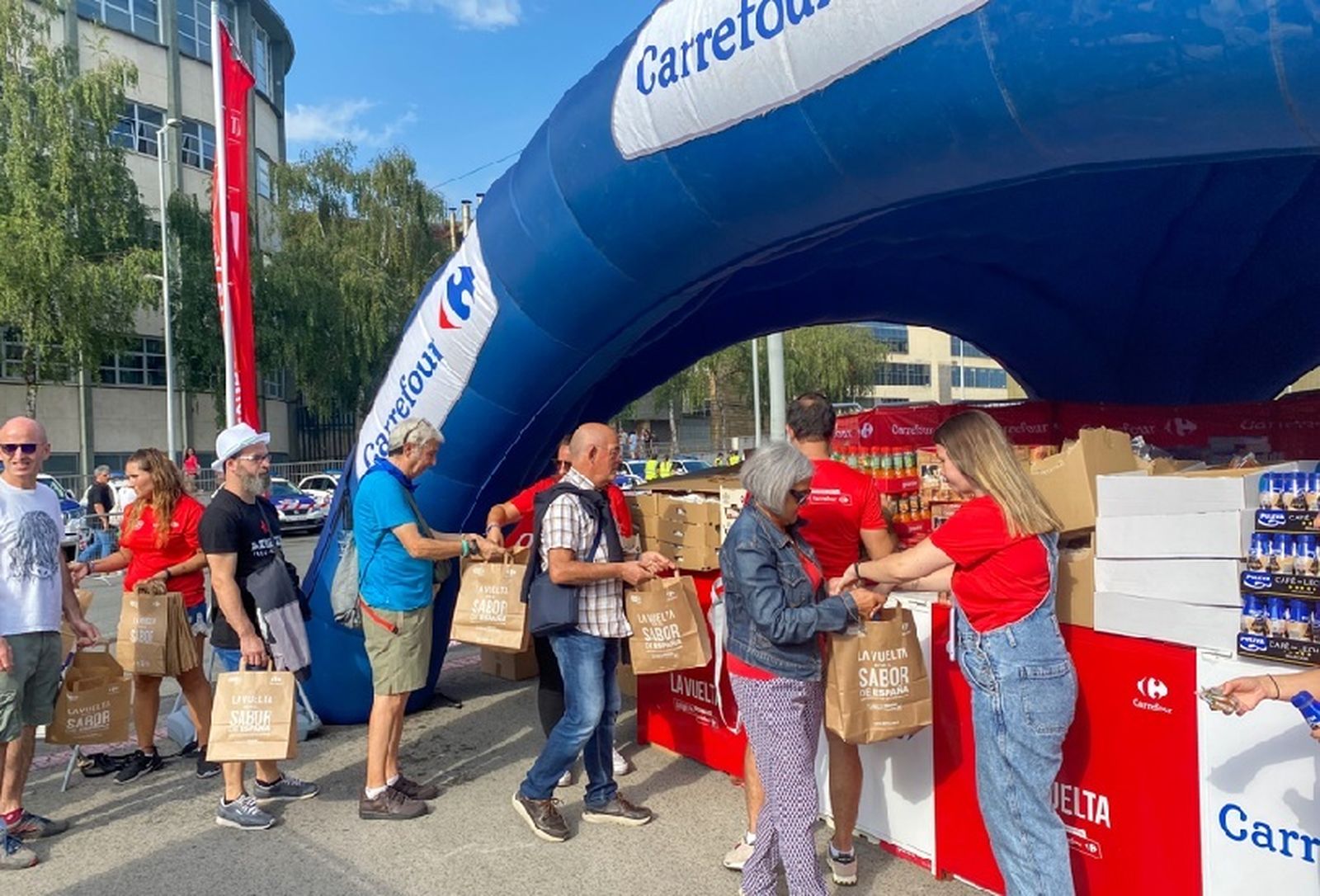 Punto de Carrefour en La Vuelta Ciclista a España.