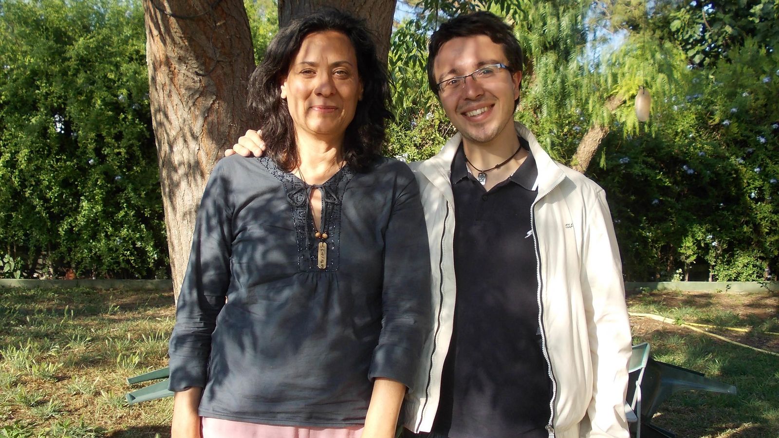 Una de las parejas que han participado en el programa de  alojamiento compartido de la UPO.