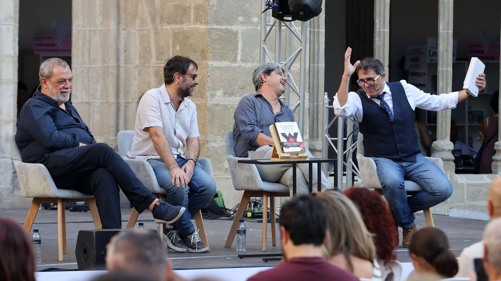 Imágenes de los actos del sábado en la Feria del Libro de Jerez